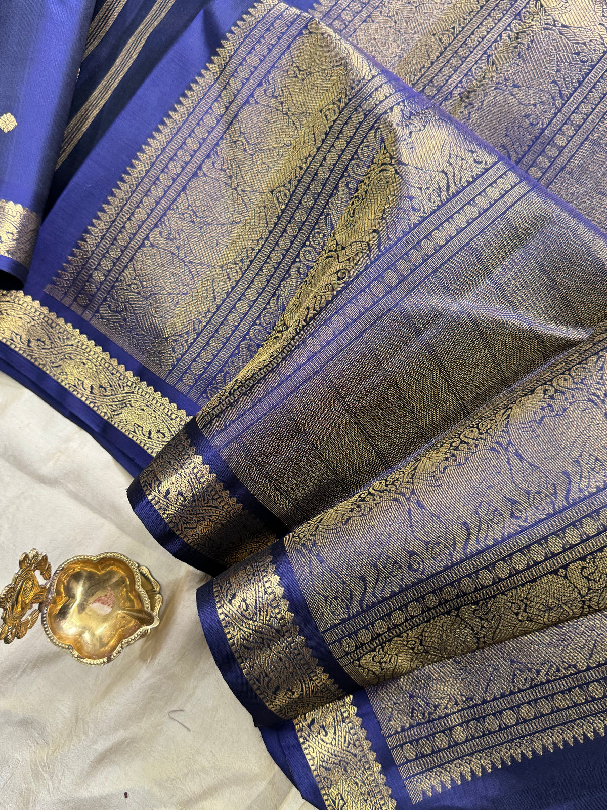Midnight Blue with small border pure zari/kanjipuram silk saree 12740