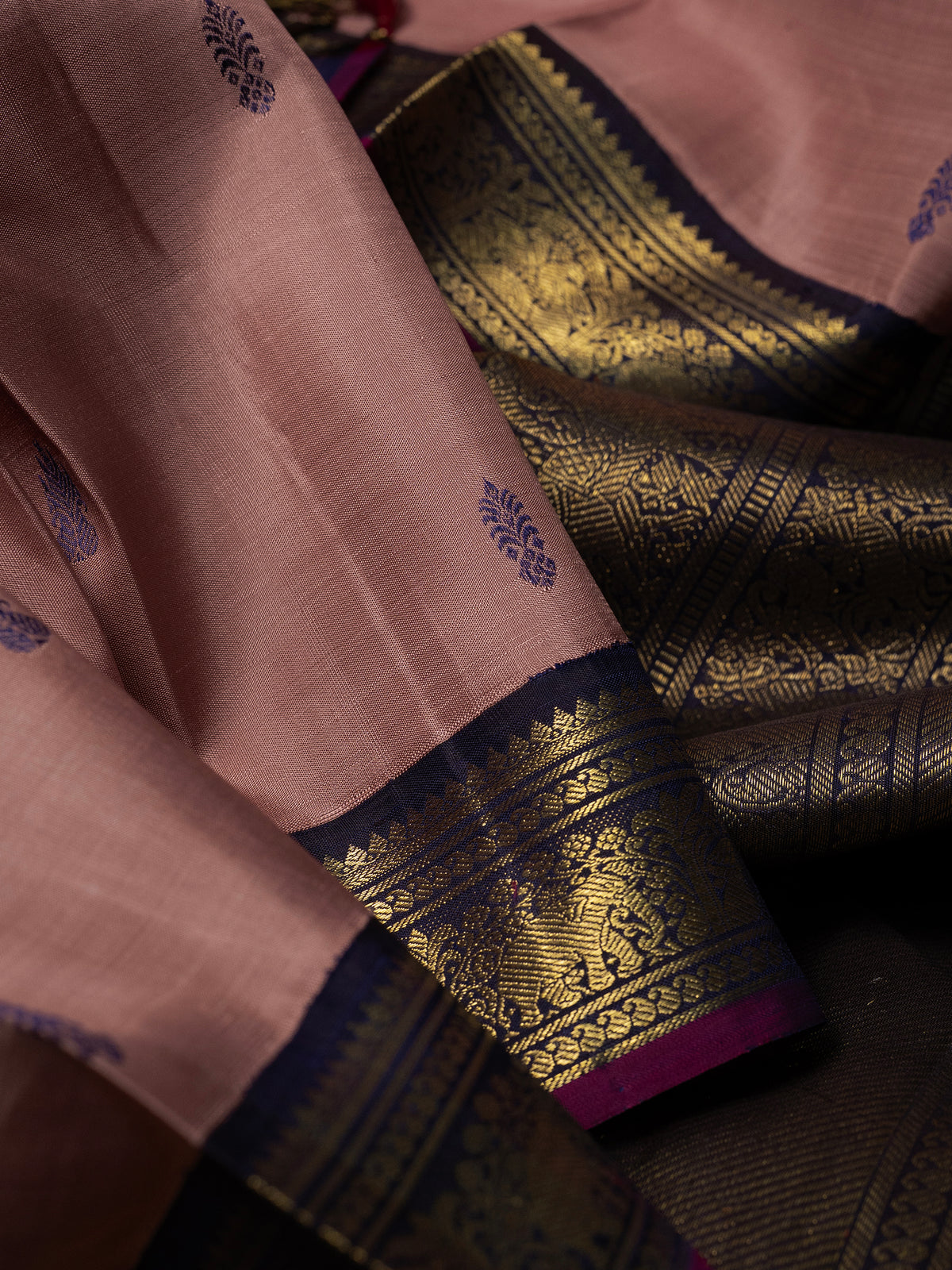 Geva shade thread butta and deep purple kai korvai/ Kanjipuram Silk Saree CLSA3686