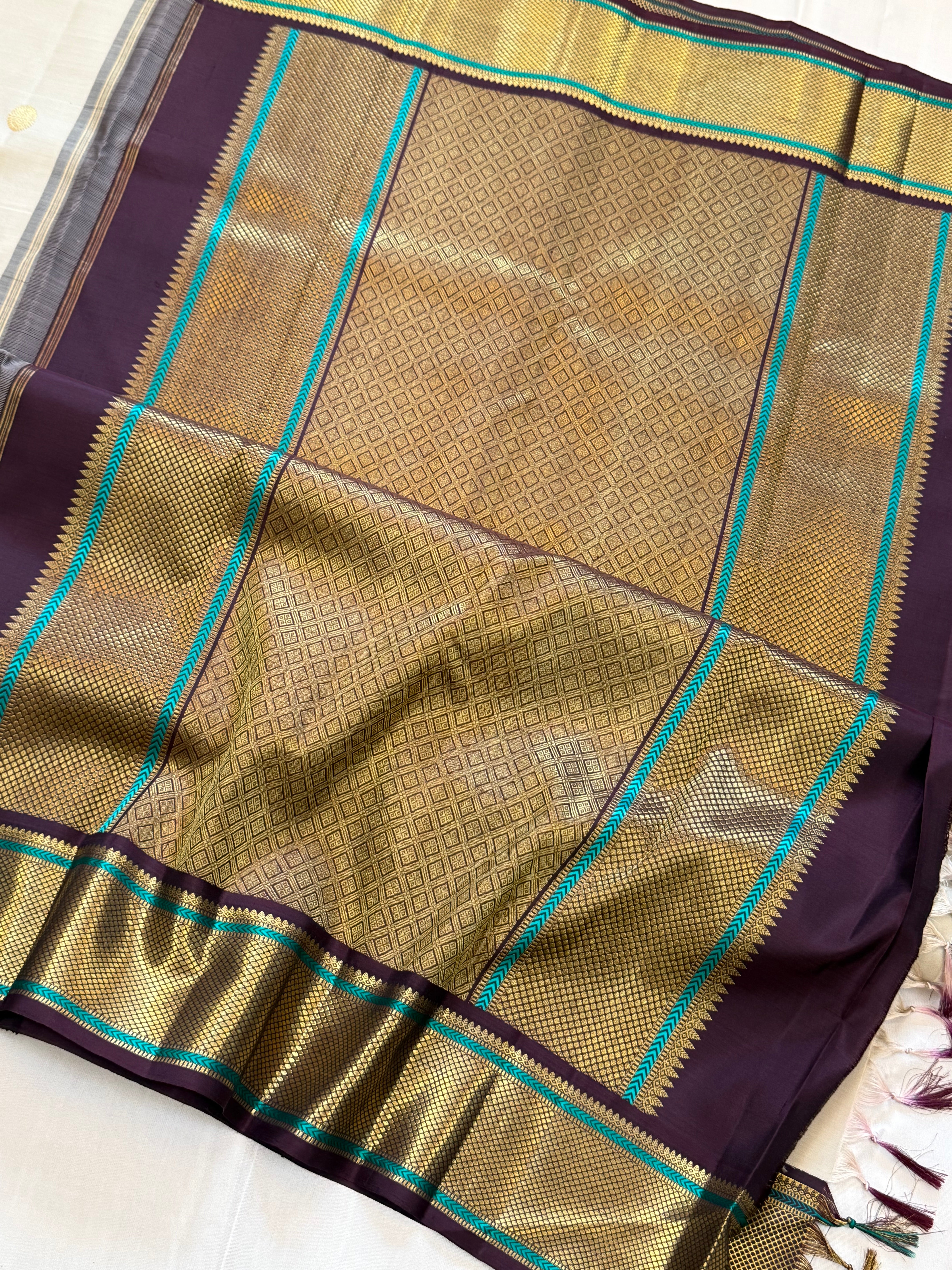 Beige and coffee brown Kai Korvai/ kanjipuram silk CLSA10999