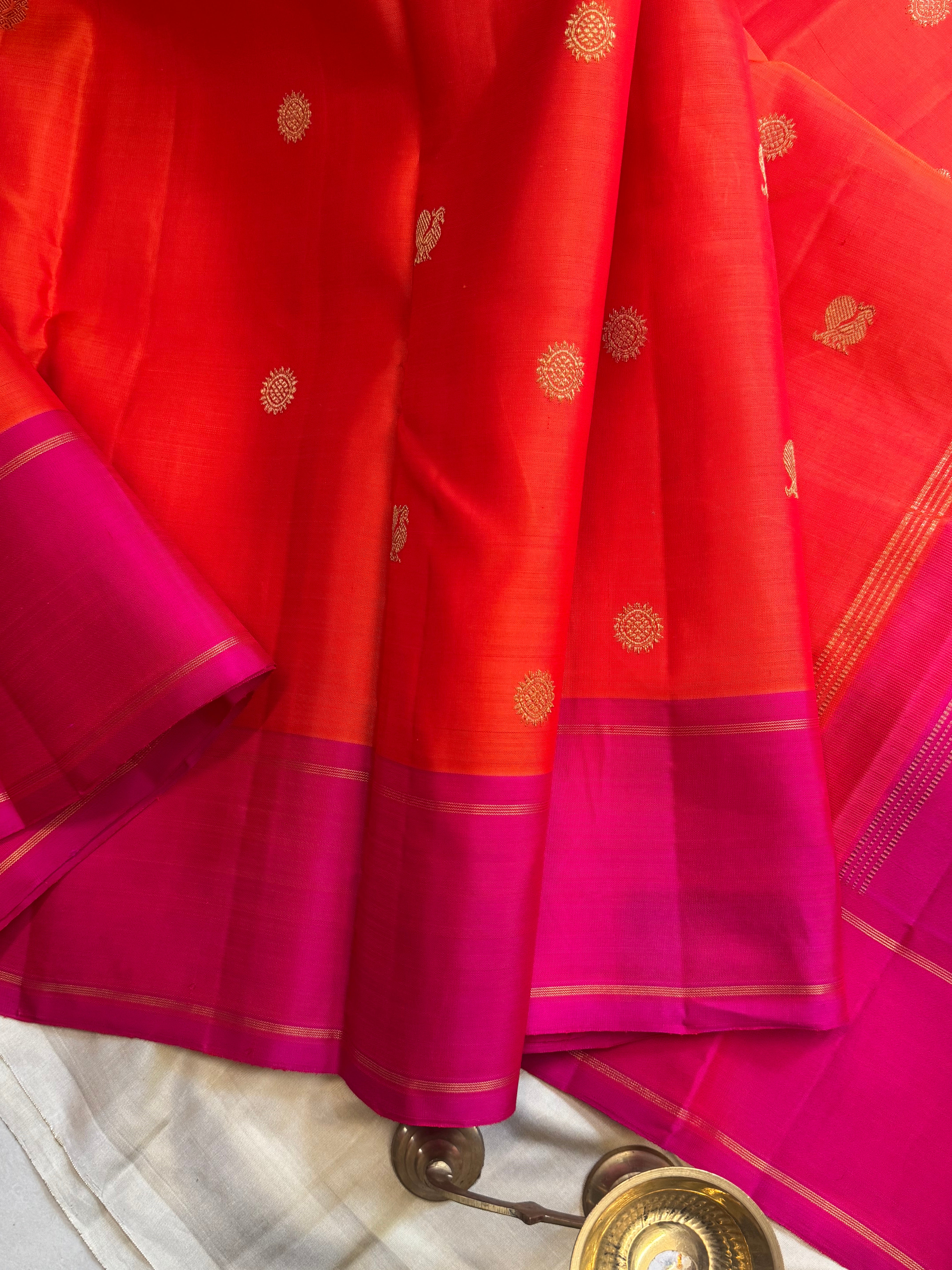 Orange pink annam chakram / simple kanjipuram silk