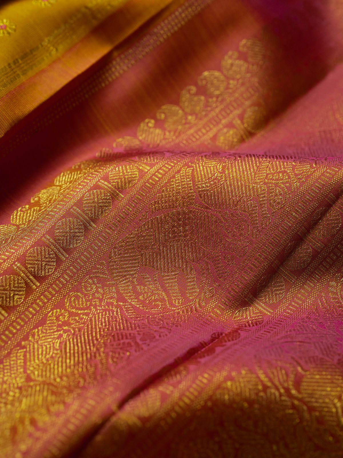 Golden yellow Thodar Butta /Kanjipuram Silk Saree CLSA11688