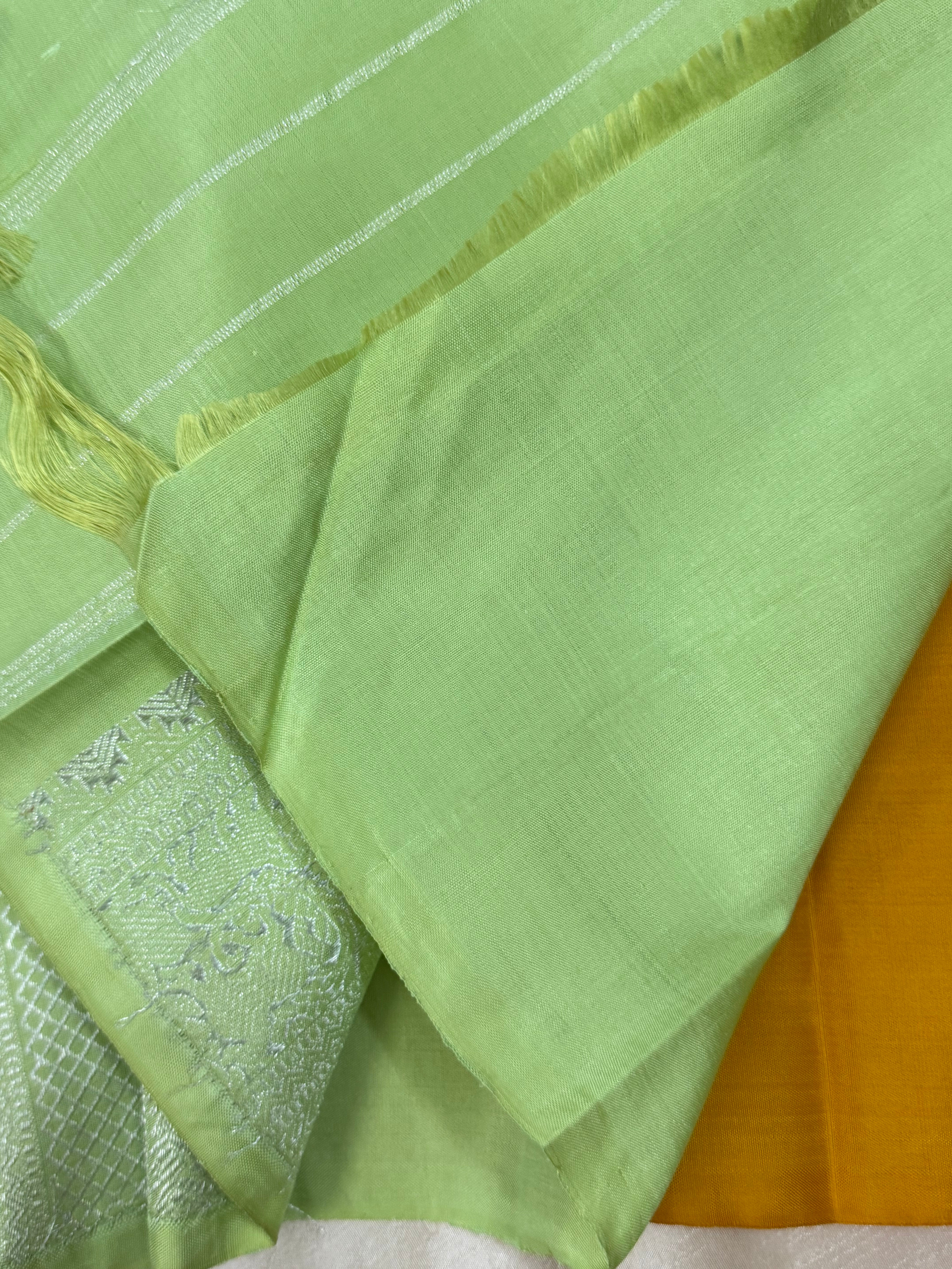 Mustard yellow maan butta silver zari / Kanjipuram silk