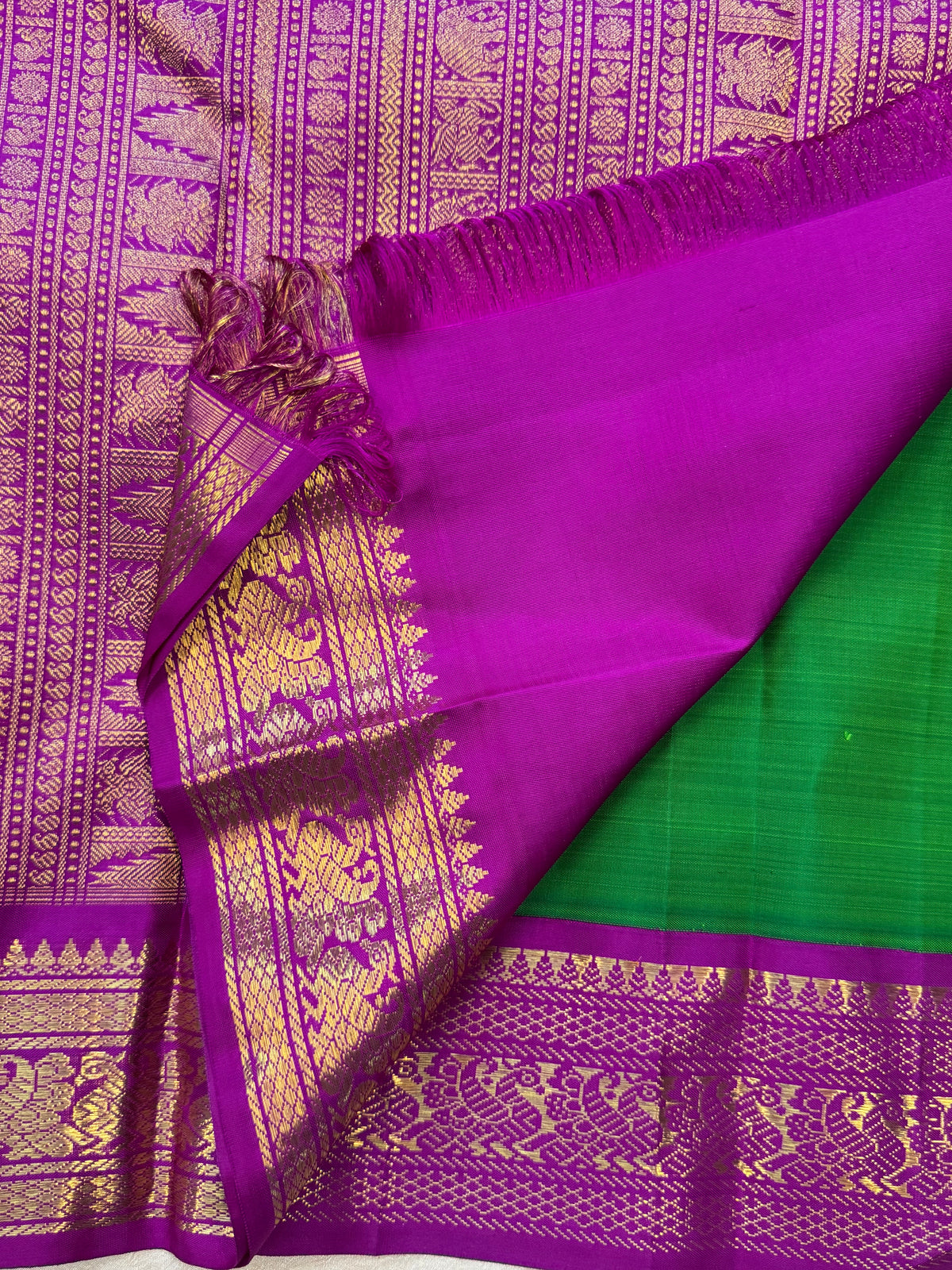 Meenakshi green with purple kai korvai / kanjipuram silk 11722