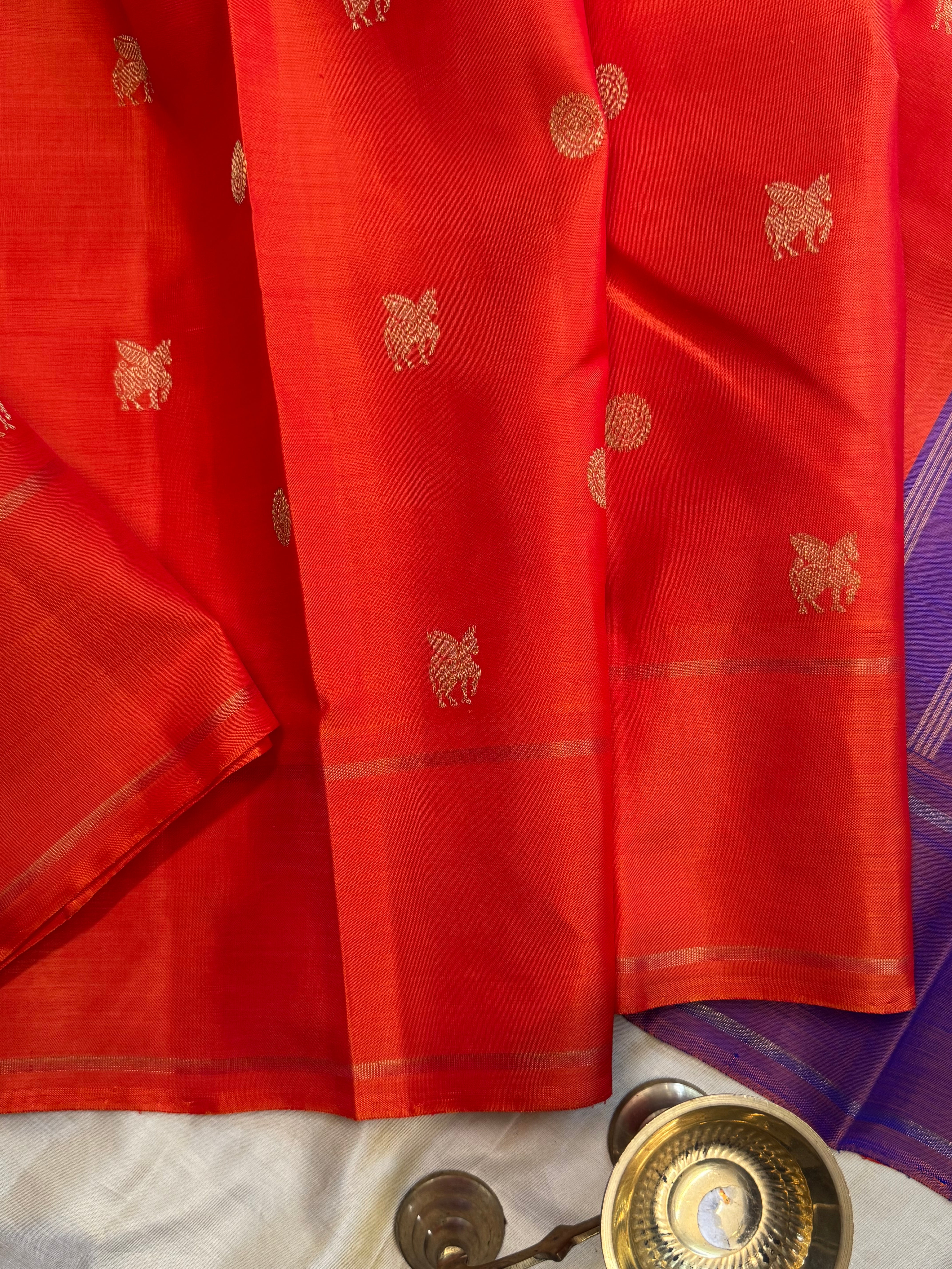 Orange Retta pet / simple kanjipuram silk