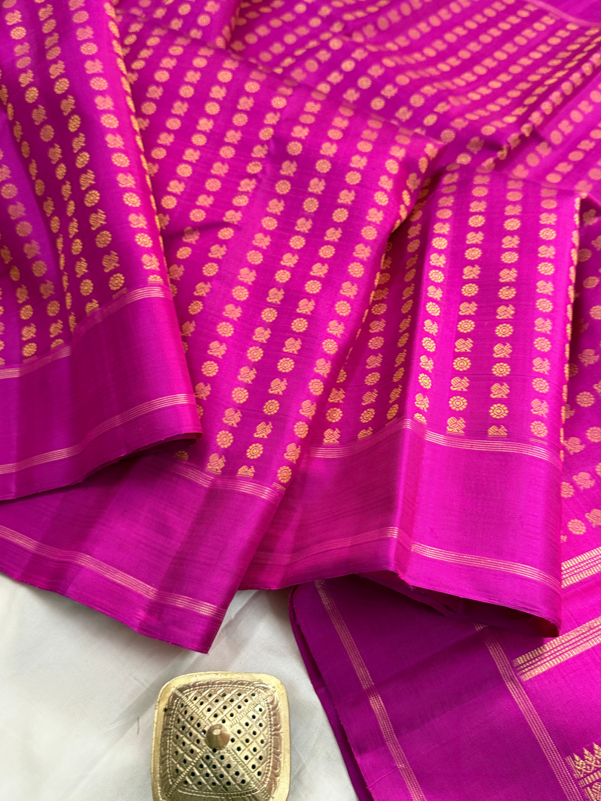 Vadamalli laksham butta pure Zari/ kanjipuram silk saree clsa 12356