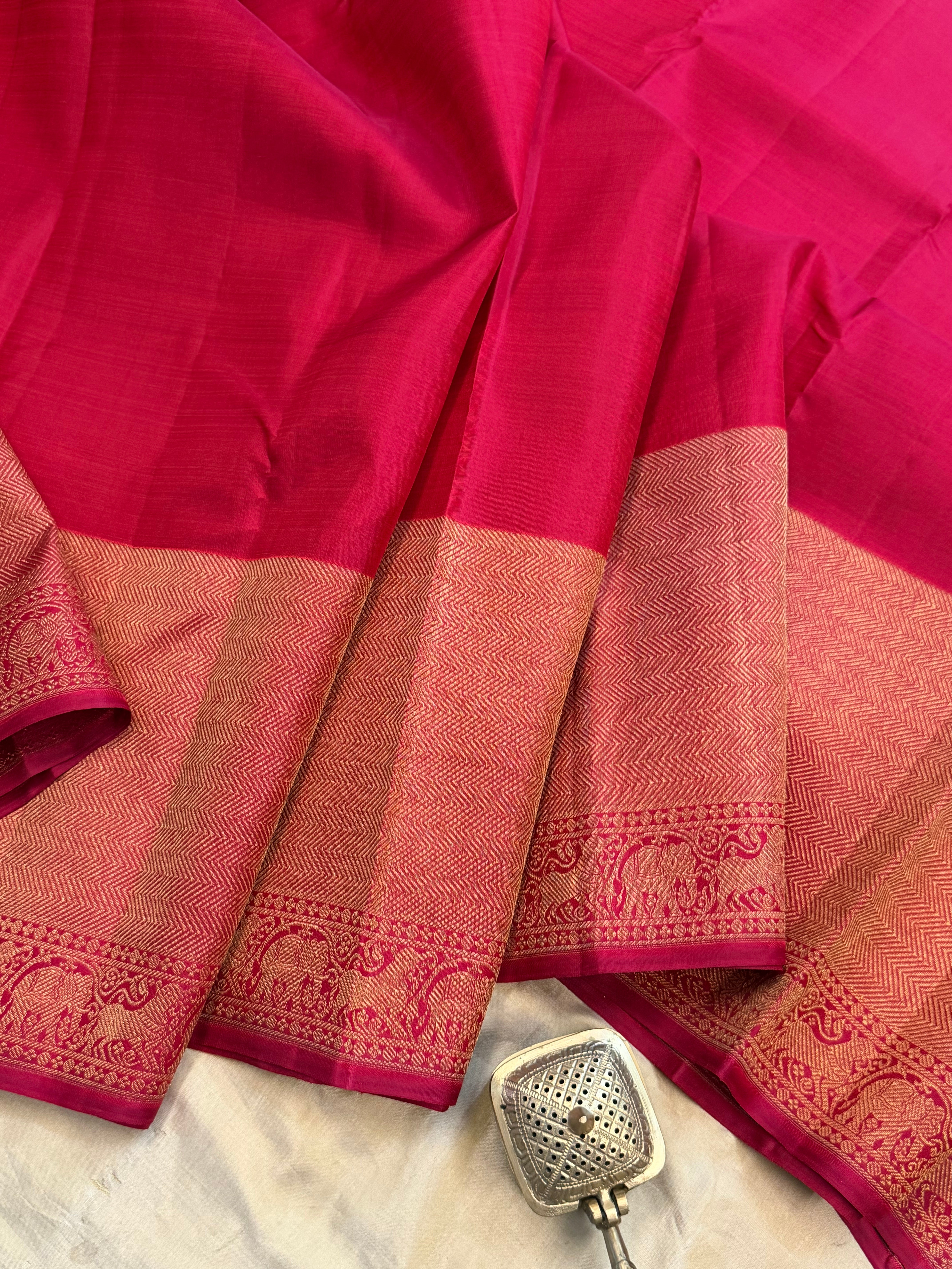 Moha : Araku morning evening pure Zari Kanjipuram silk