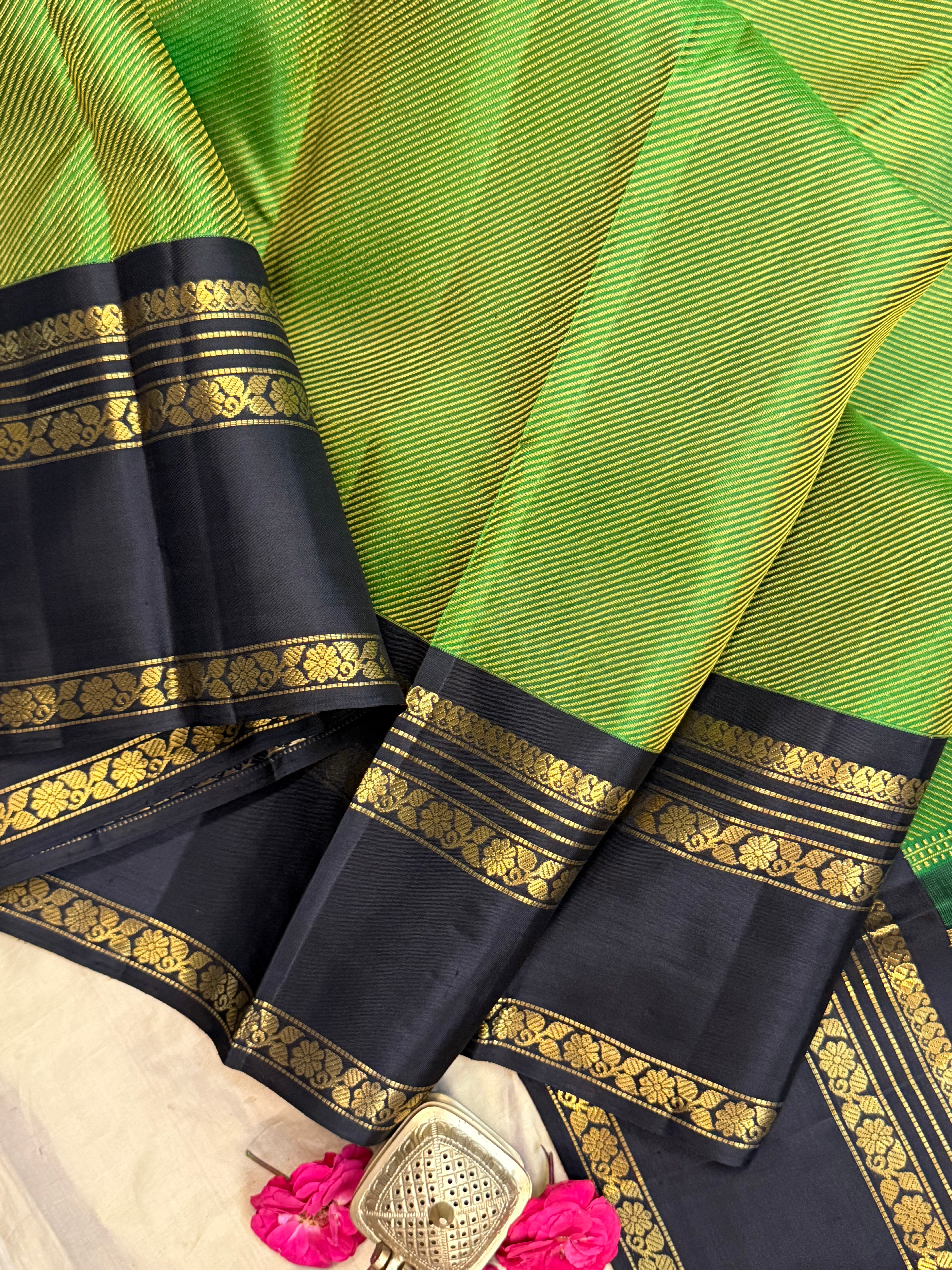 Green lehariya yannai darbar pallu / Kanjipuram silk CLSA9168