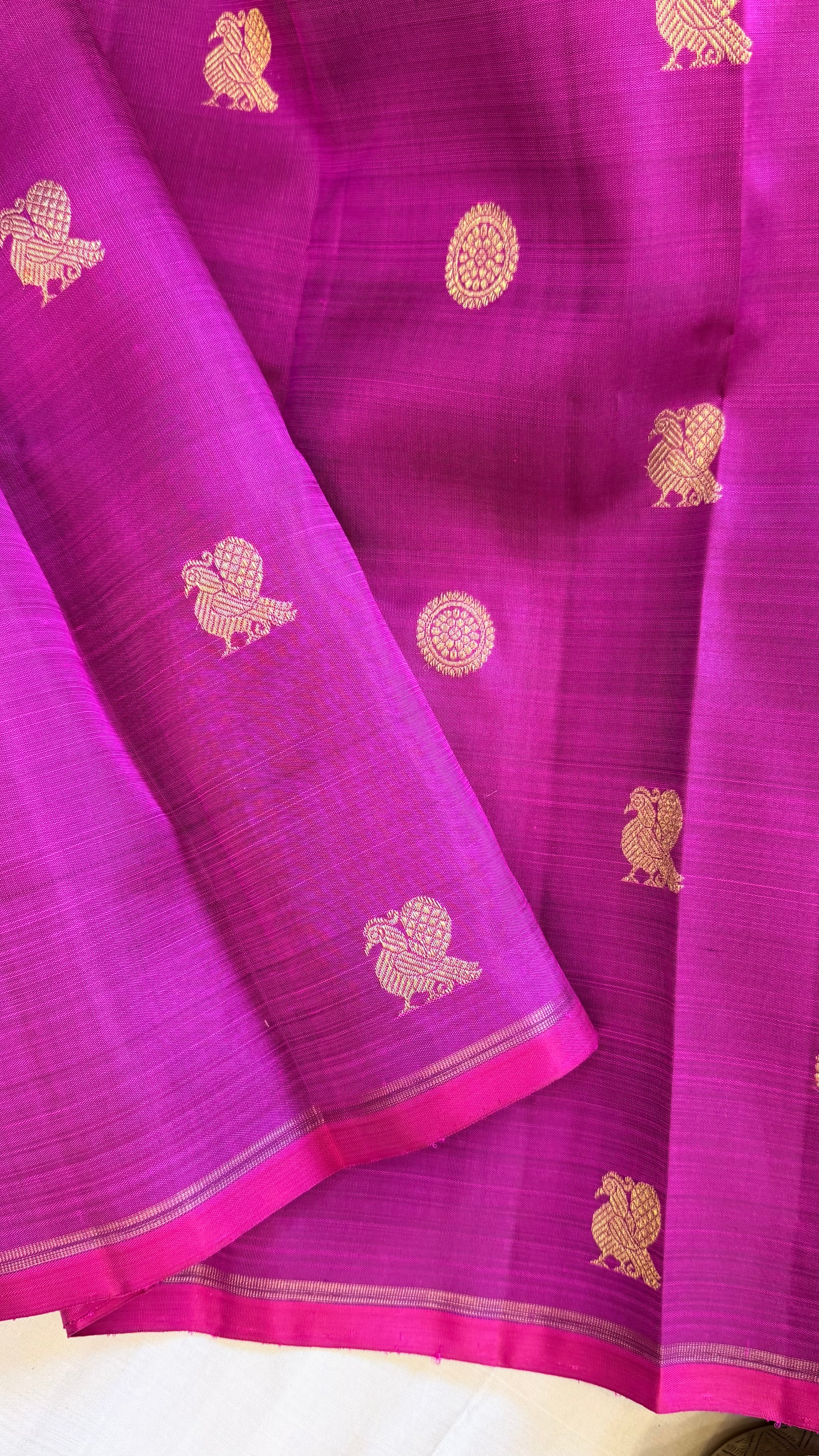 Magenta pink borderless/ kanjipuram silk