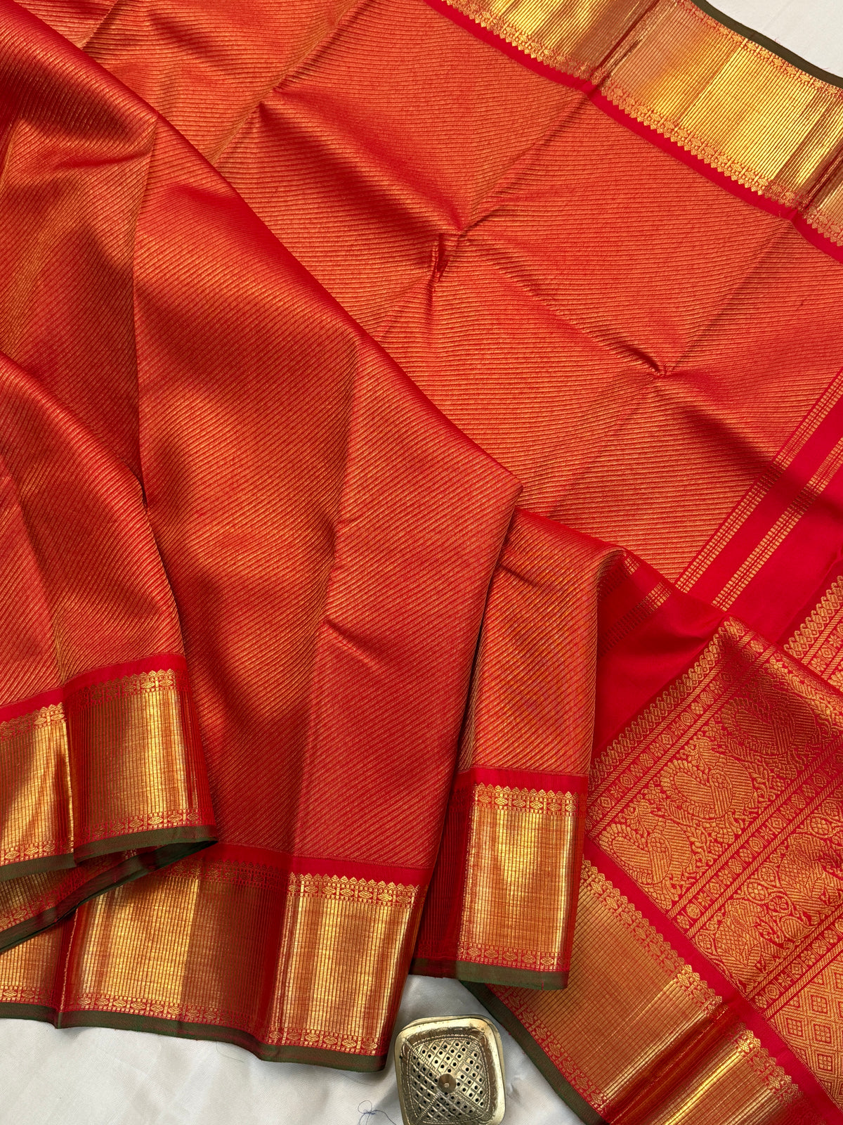 Navarathri - Day 4 Red Colour pure Zari Lehariya getti border /Kanjipuram silk sree Clsa5408