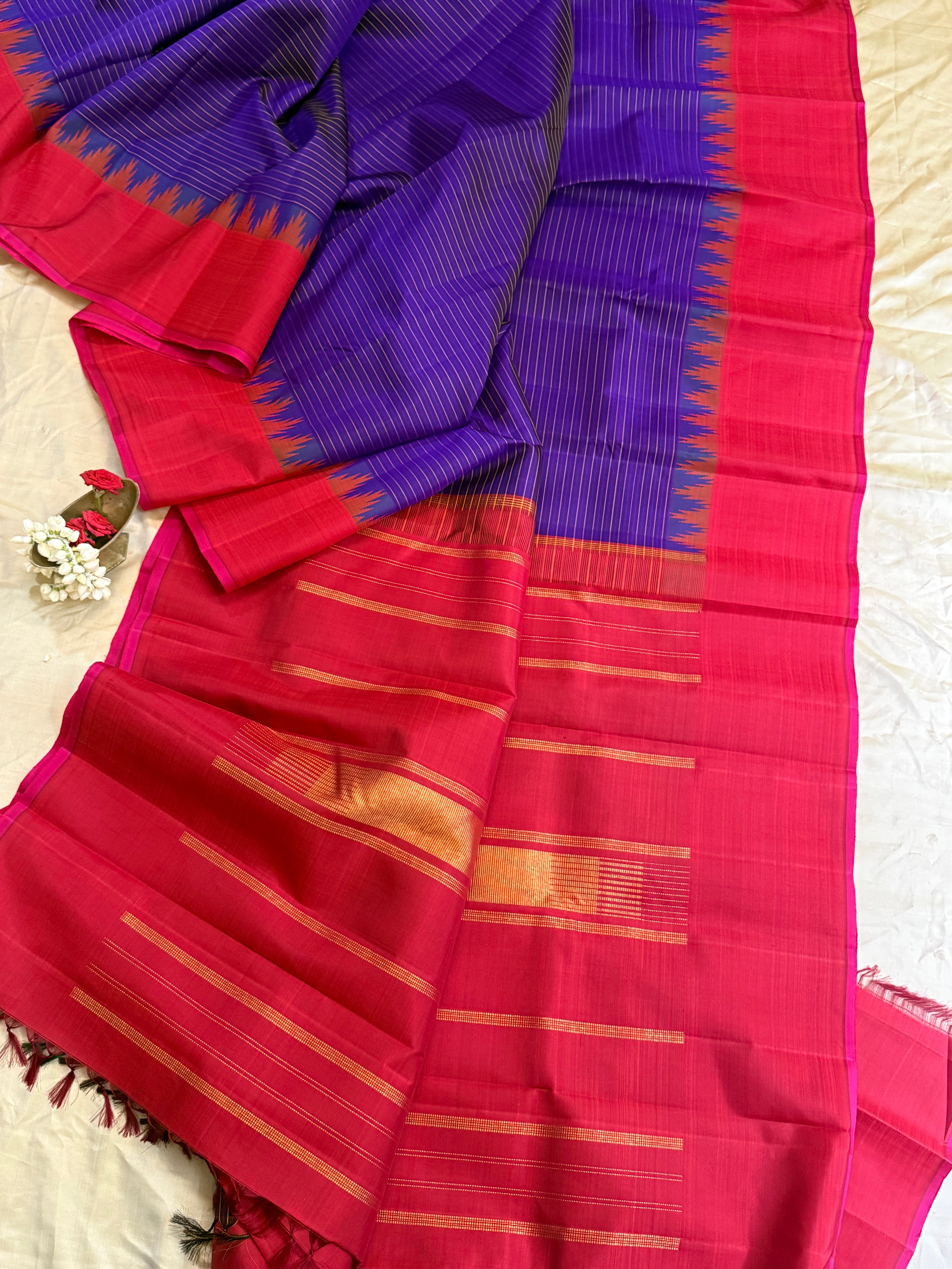 Purplish blue and pinkish red / Arani silk
