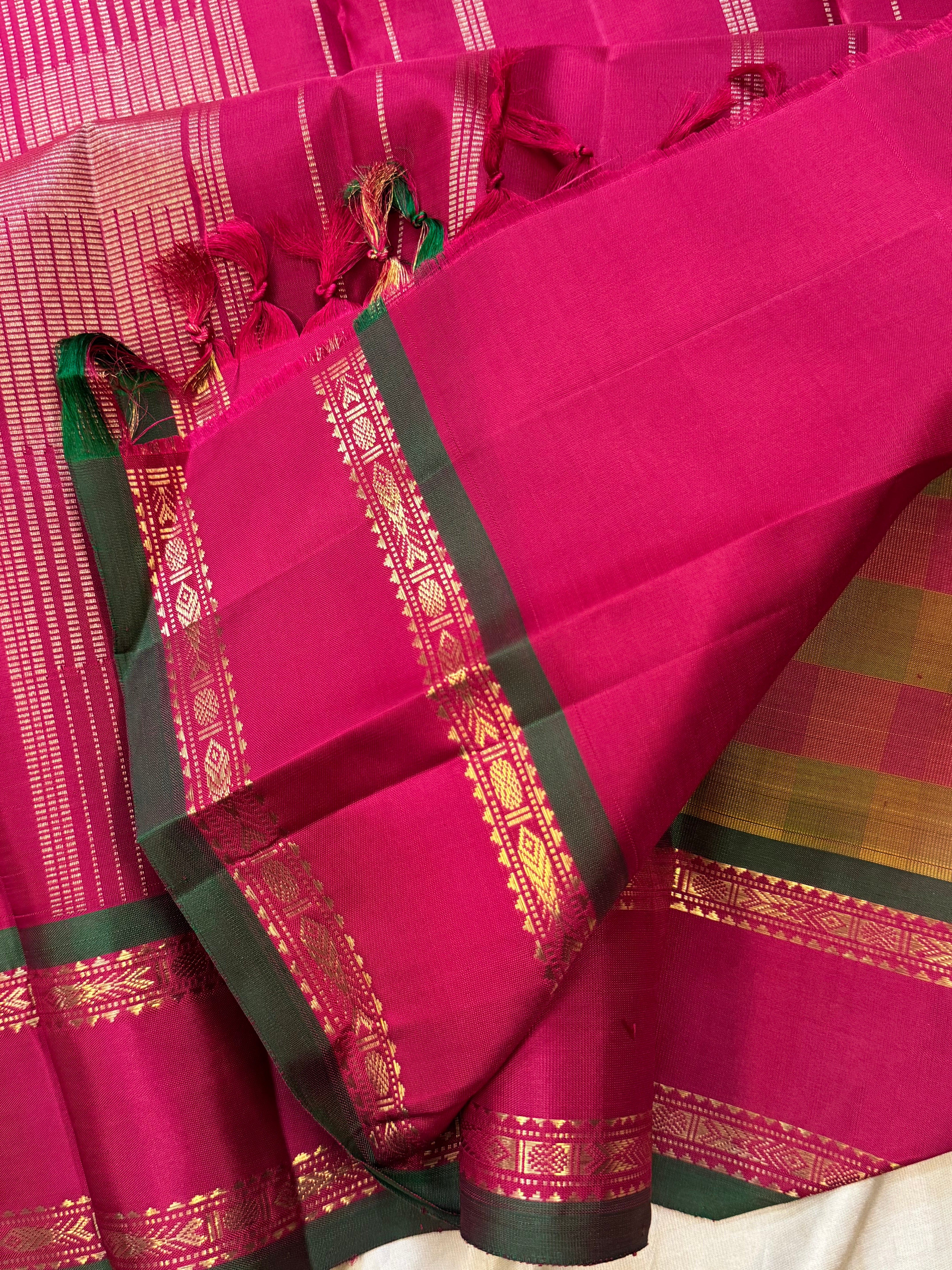 Paimadi Paalum pazhamum kattam / simple kanjipuram silk
