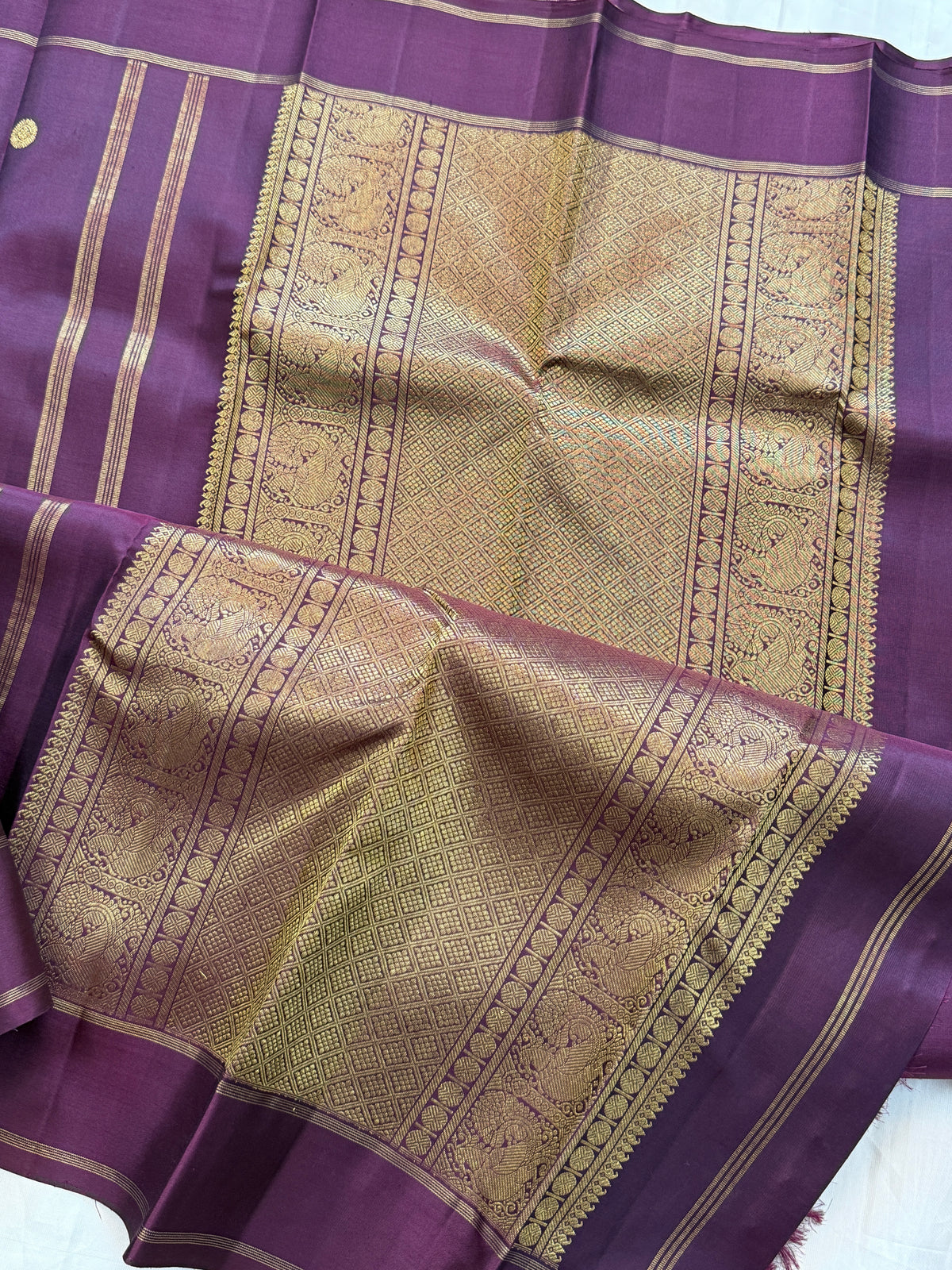 Paaku kamalam butta/ Kanjipuram silk