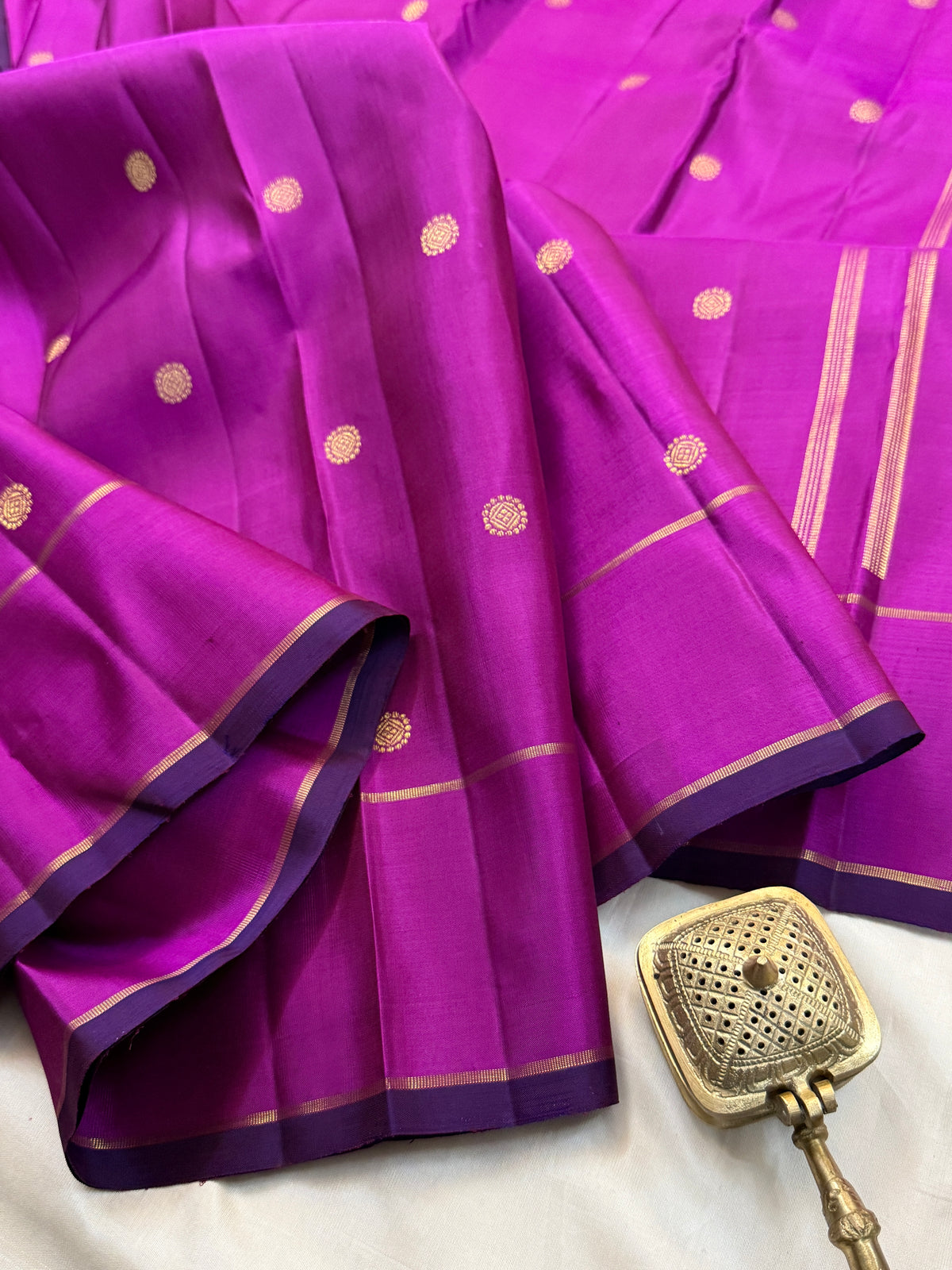 Majenta and body zari Butta / kanjipuram silk saree clsa 12367