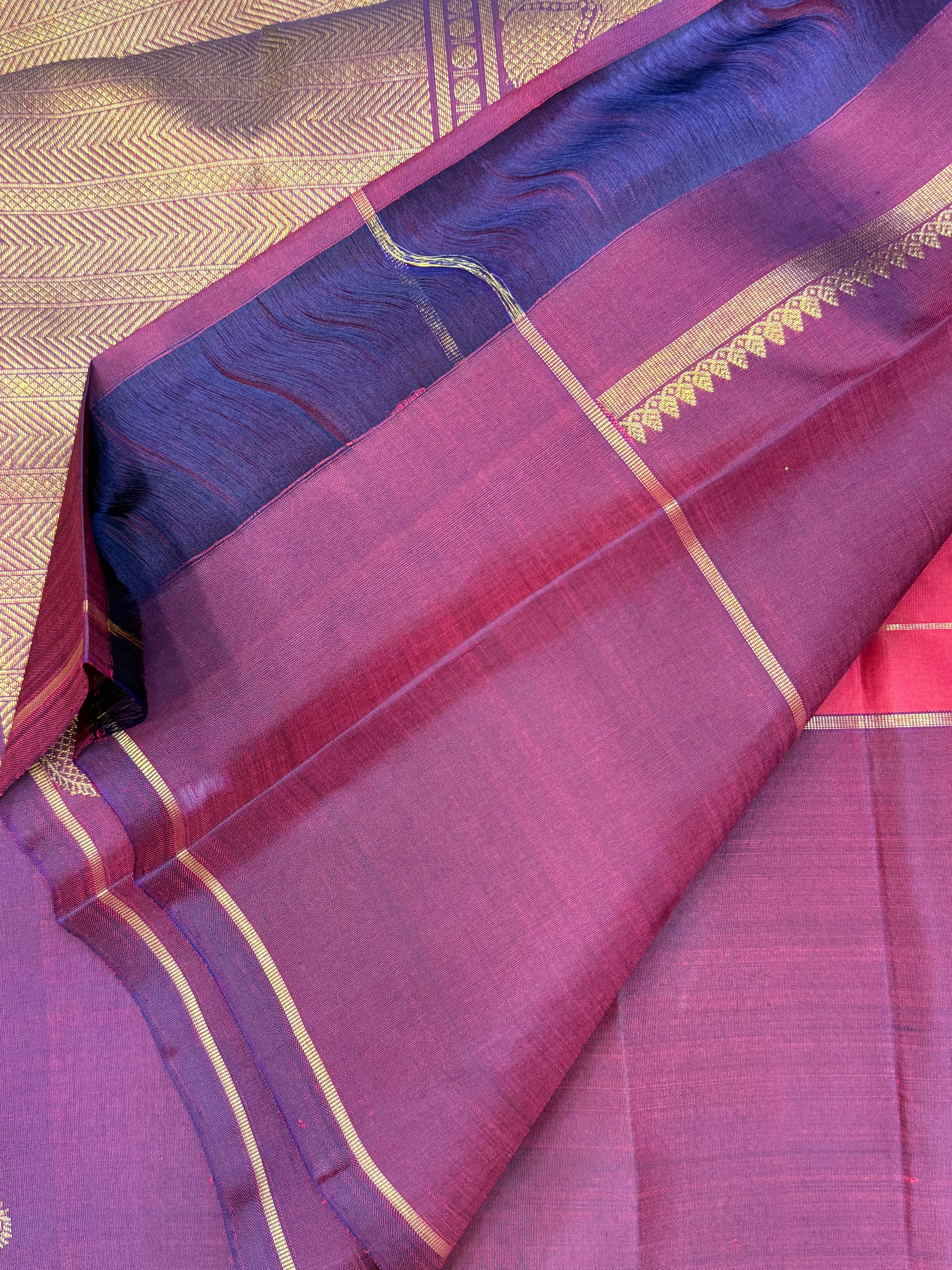 Kalyani: araku zari kattam blue border / kanjipuram silk