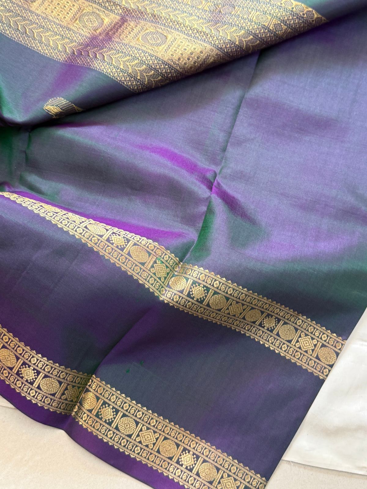 Purple shot pink lakshambutta kili pallu/ Special edition kanjipuram silk