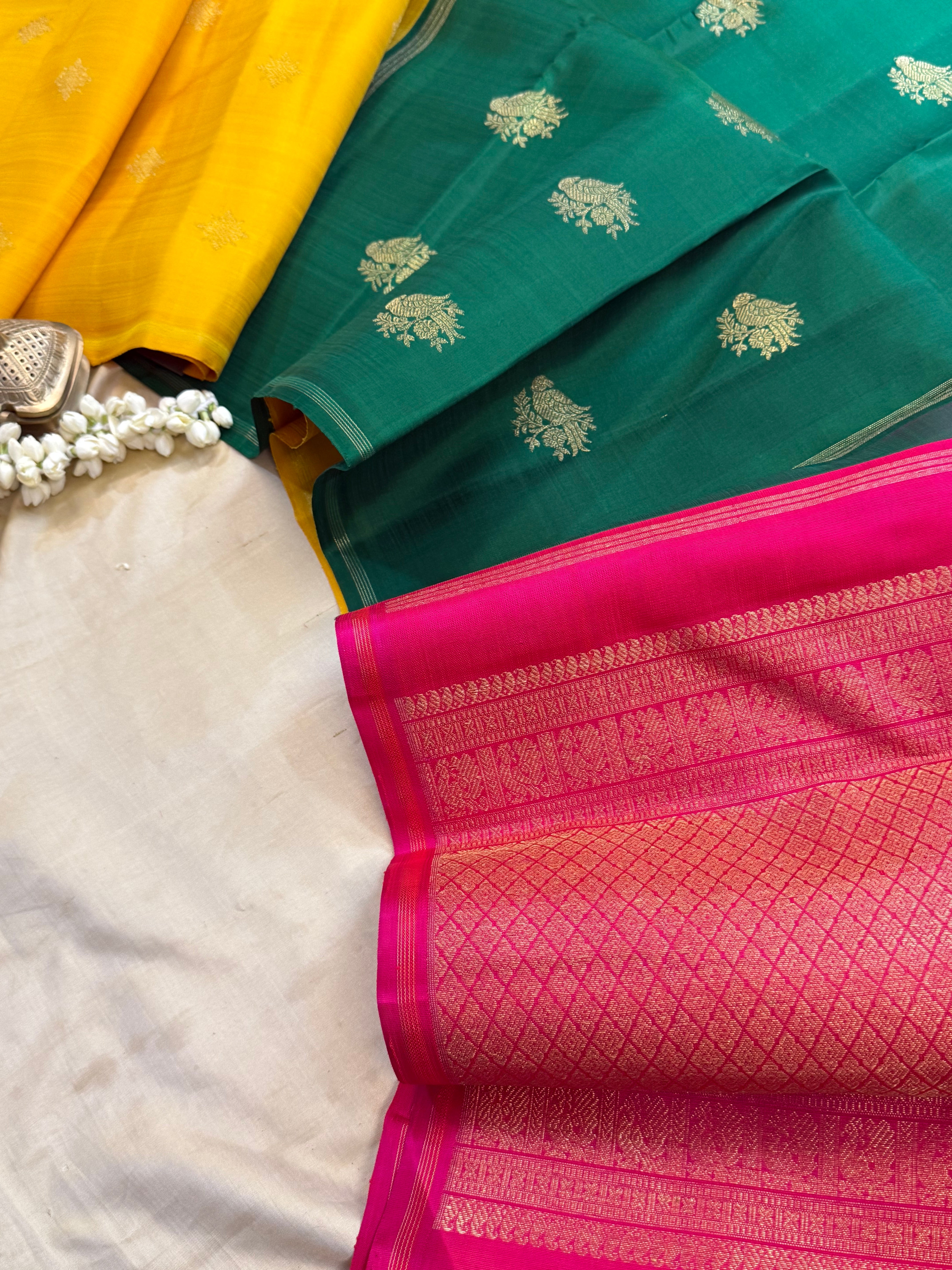 Yellow double color pallu borderless / Kanjipuram silk CL9976