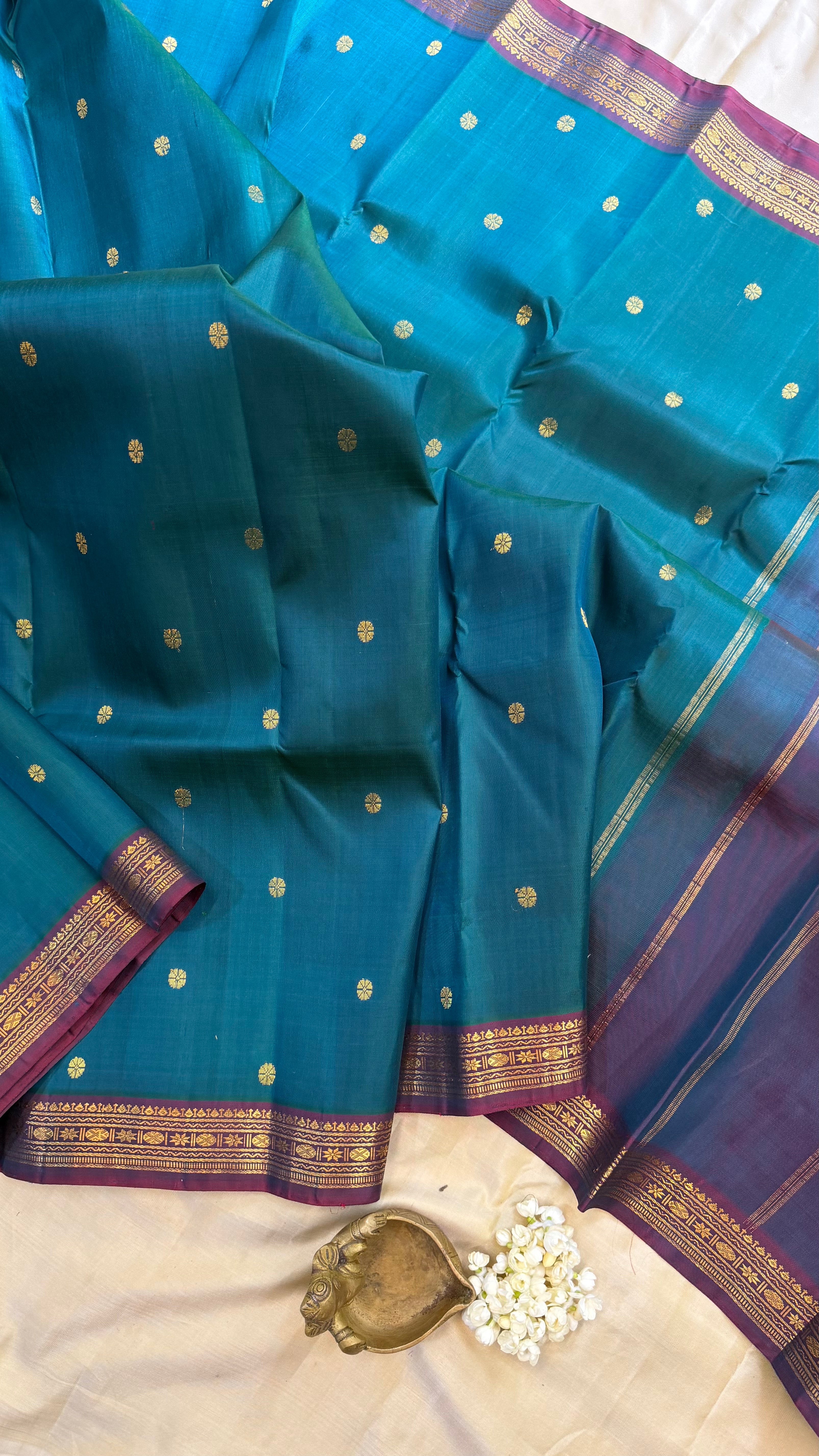 Rama blue small border/ Arani silk