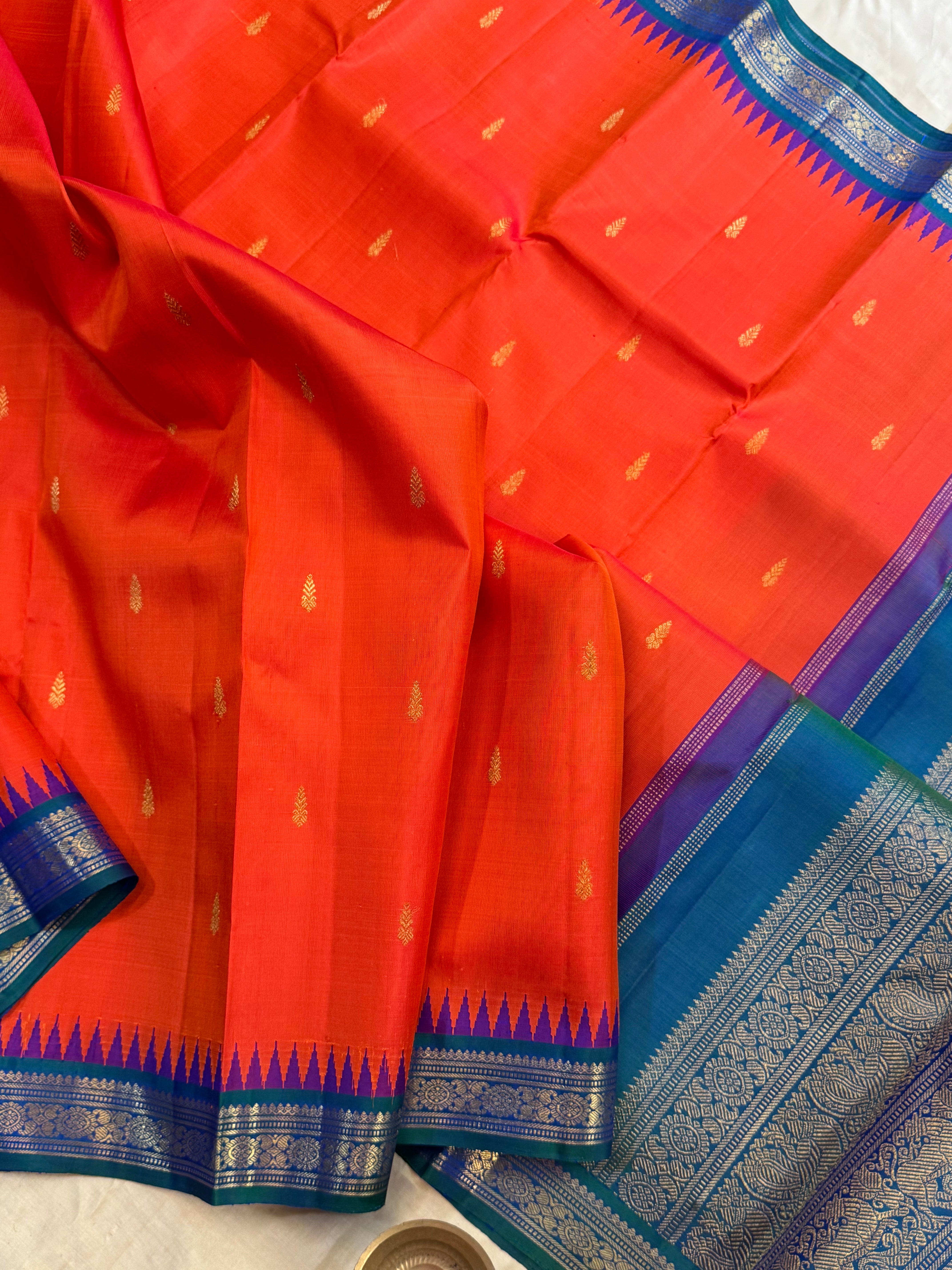 Rust orange Korvai / Kanjipuram silk