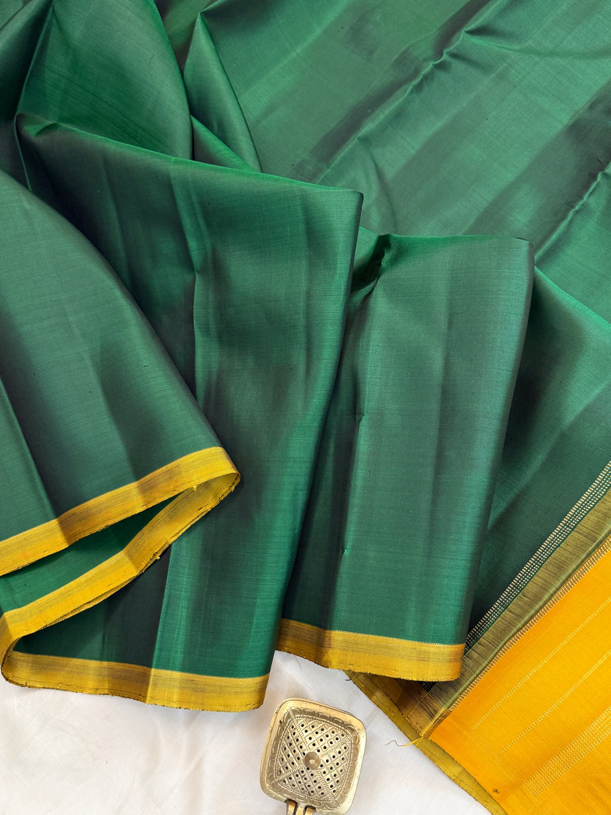 Green and mustard pure Zari/ kanjipuram silk saree clsa 12139