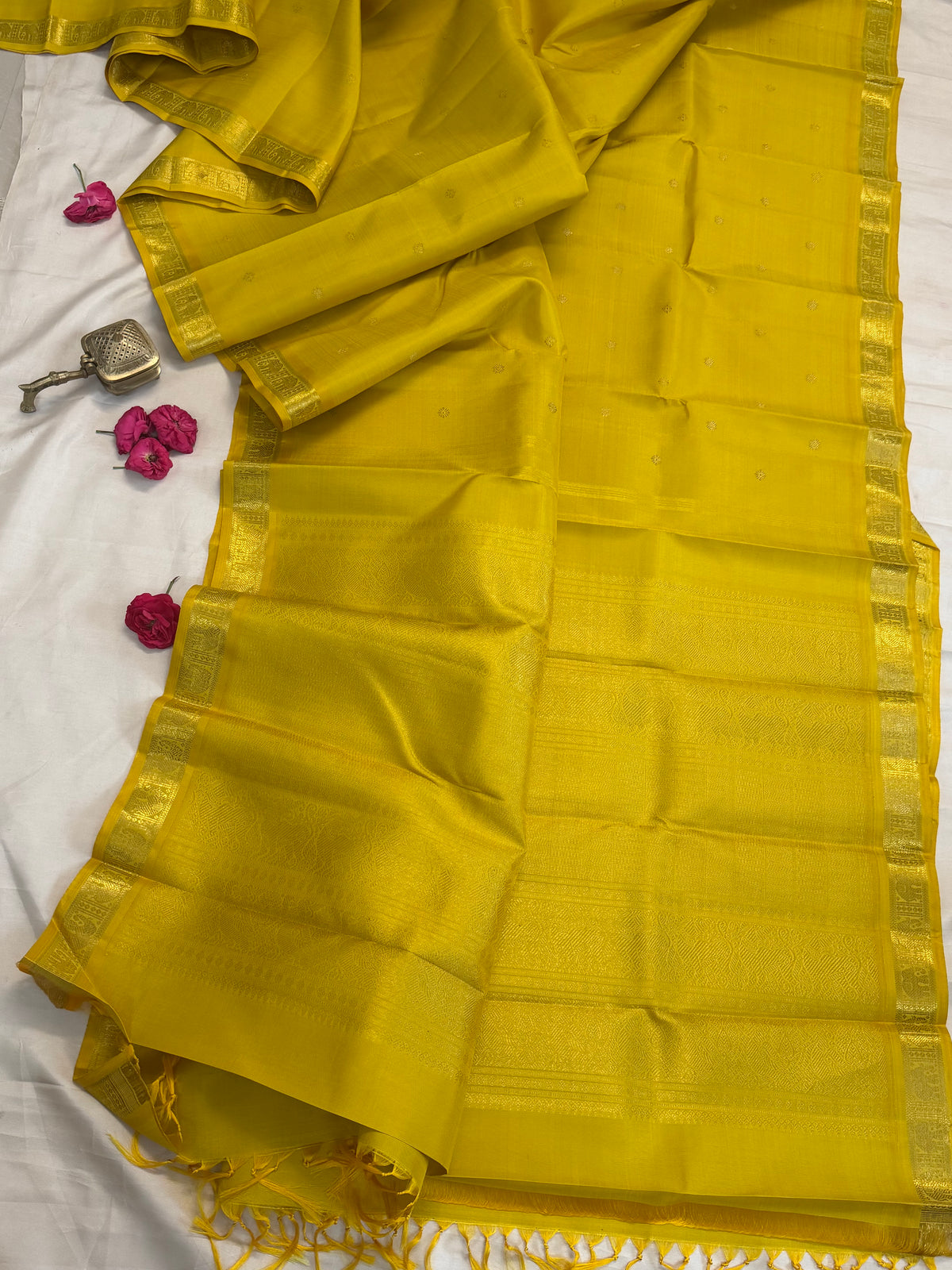 Yellow - Day 1 Navarthri colour pure Zari Kanjipuram silk / Sampanga small pet