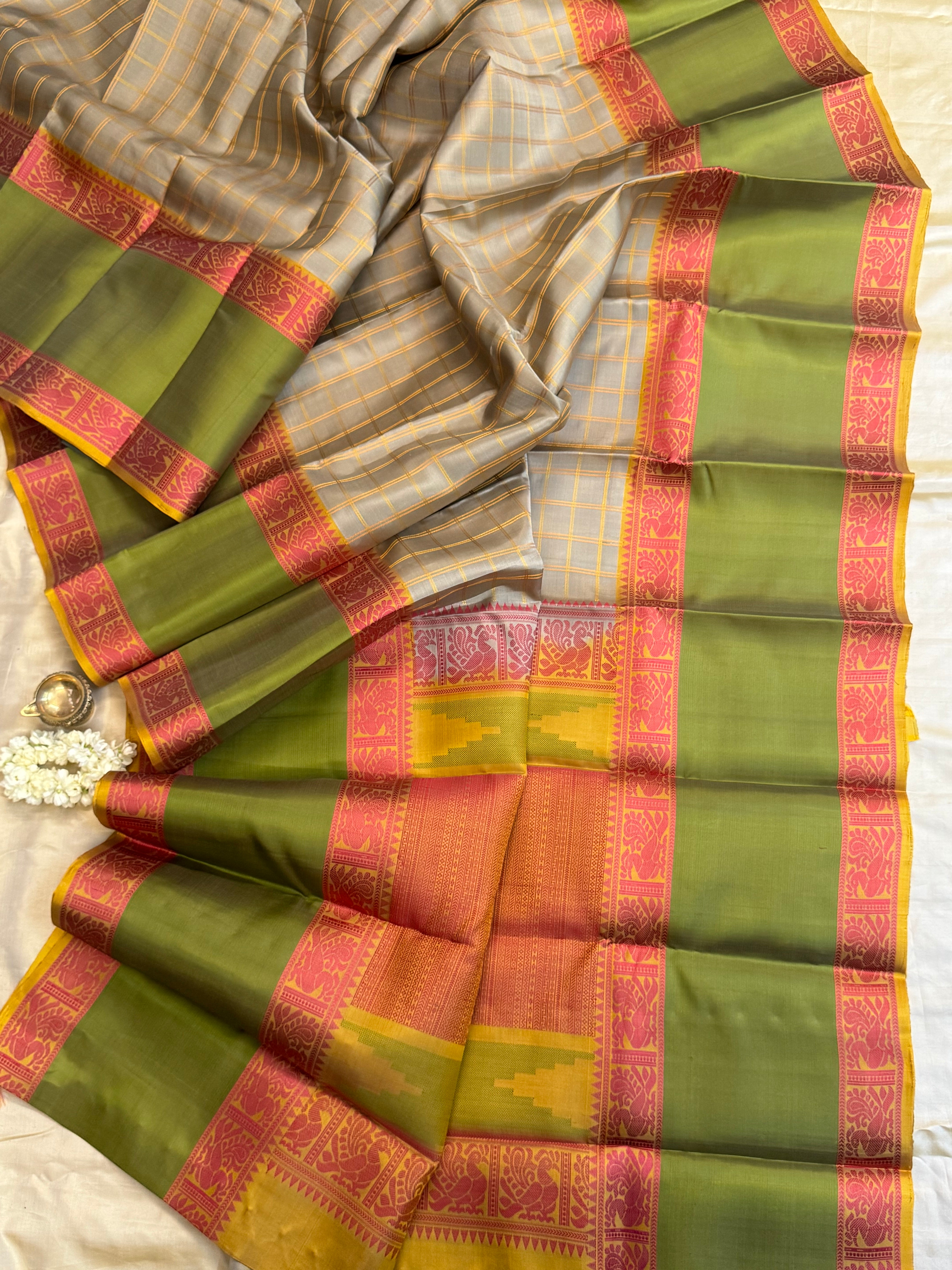 Grey kattam long border/ Varnangal soft silk