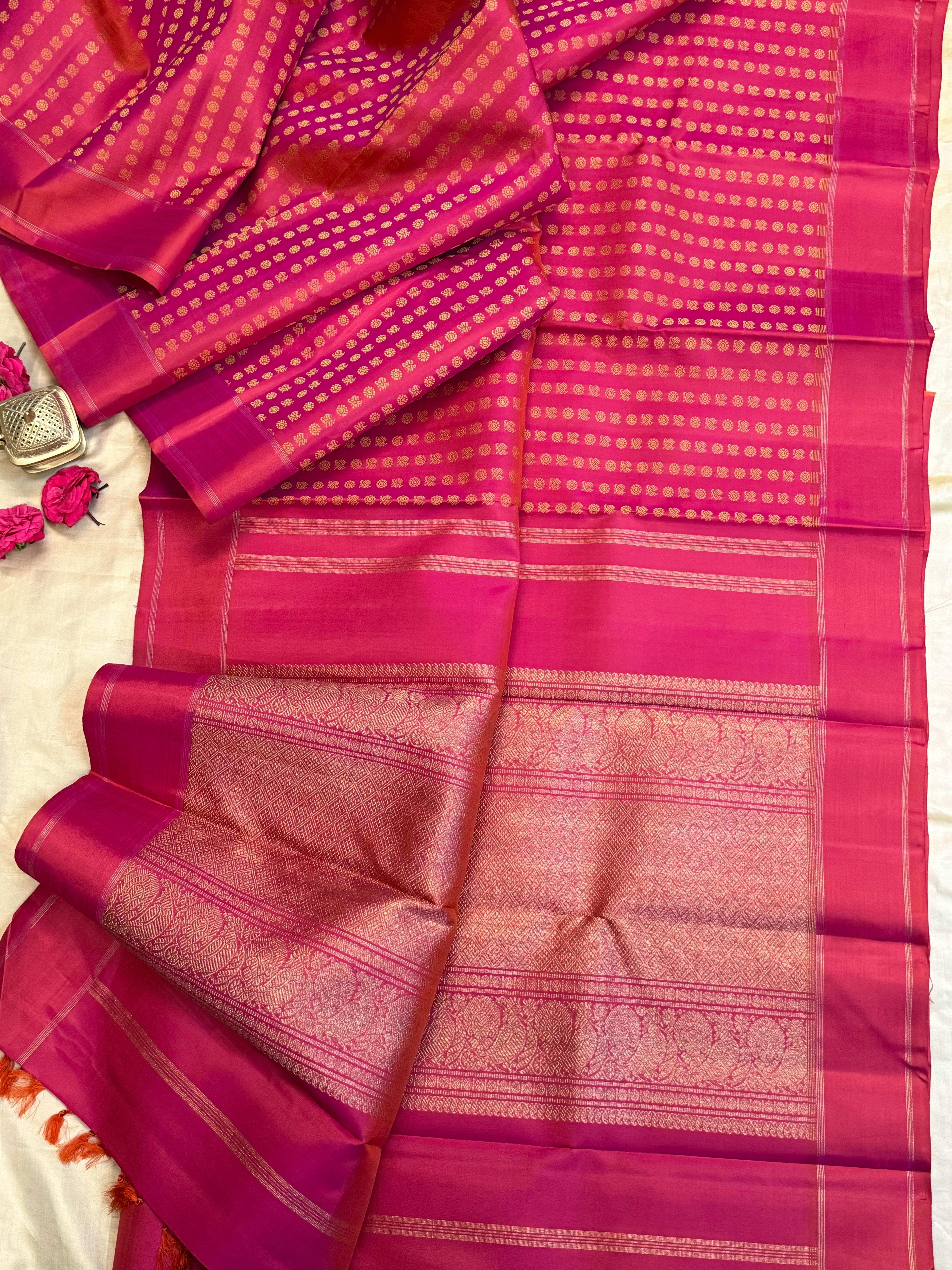 Pink shot orange annam thodar butta thread work / Kanjipuram silk CLSA9796