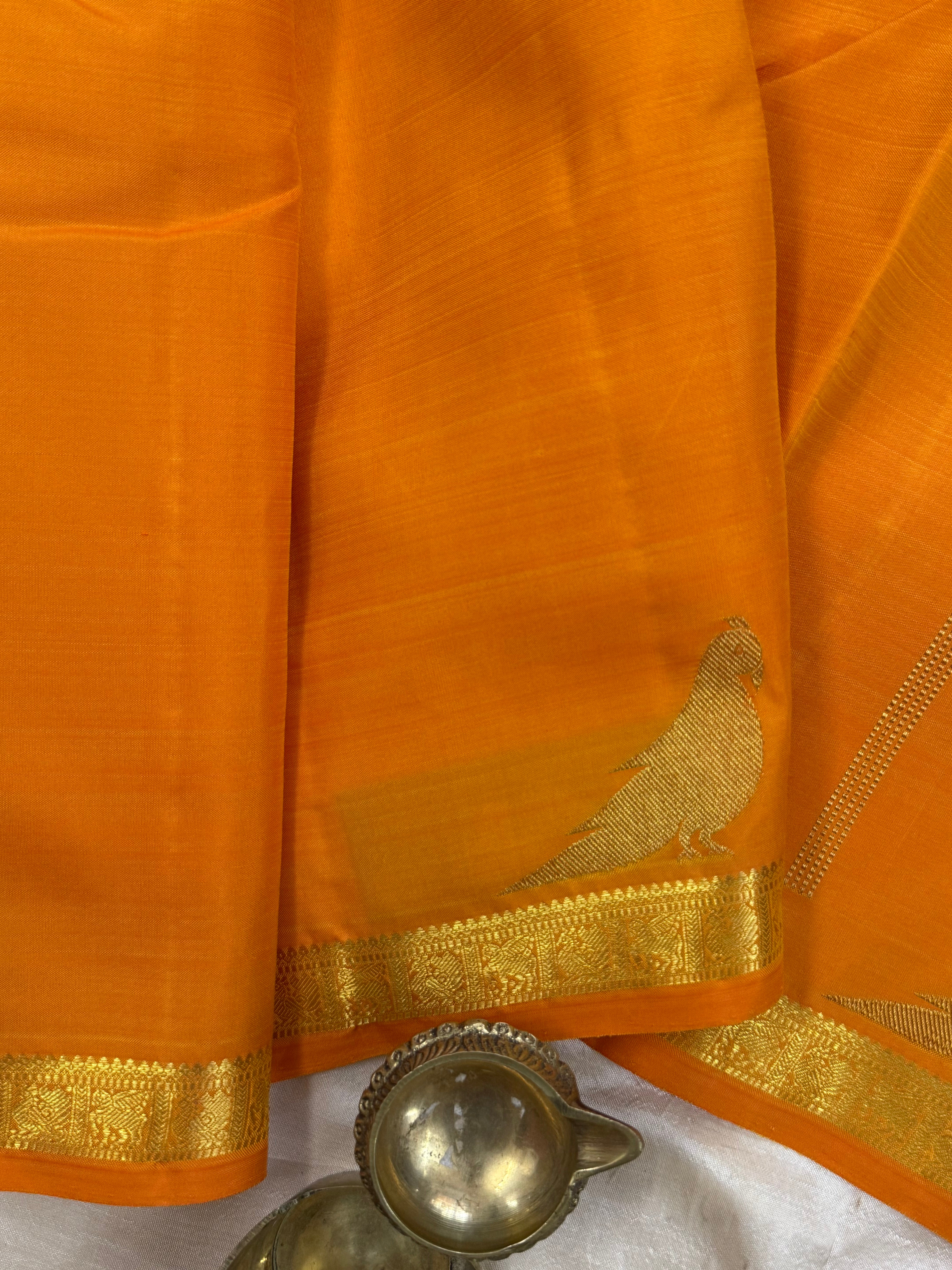 order Rustic orange killi border butta / Kanjipuram silk
