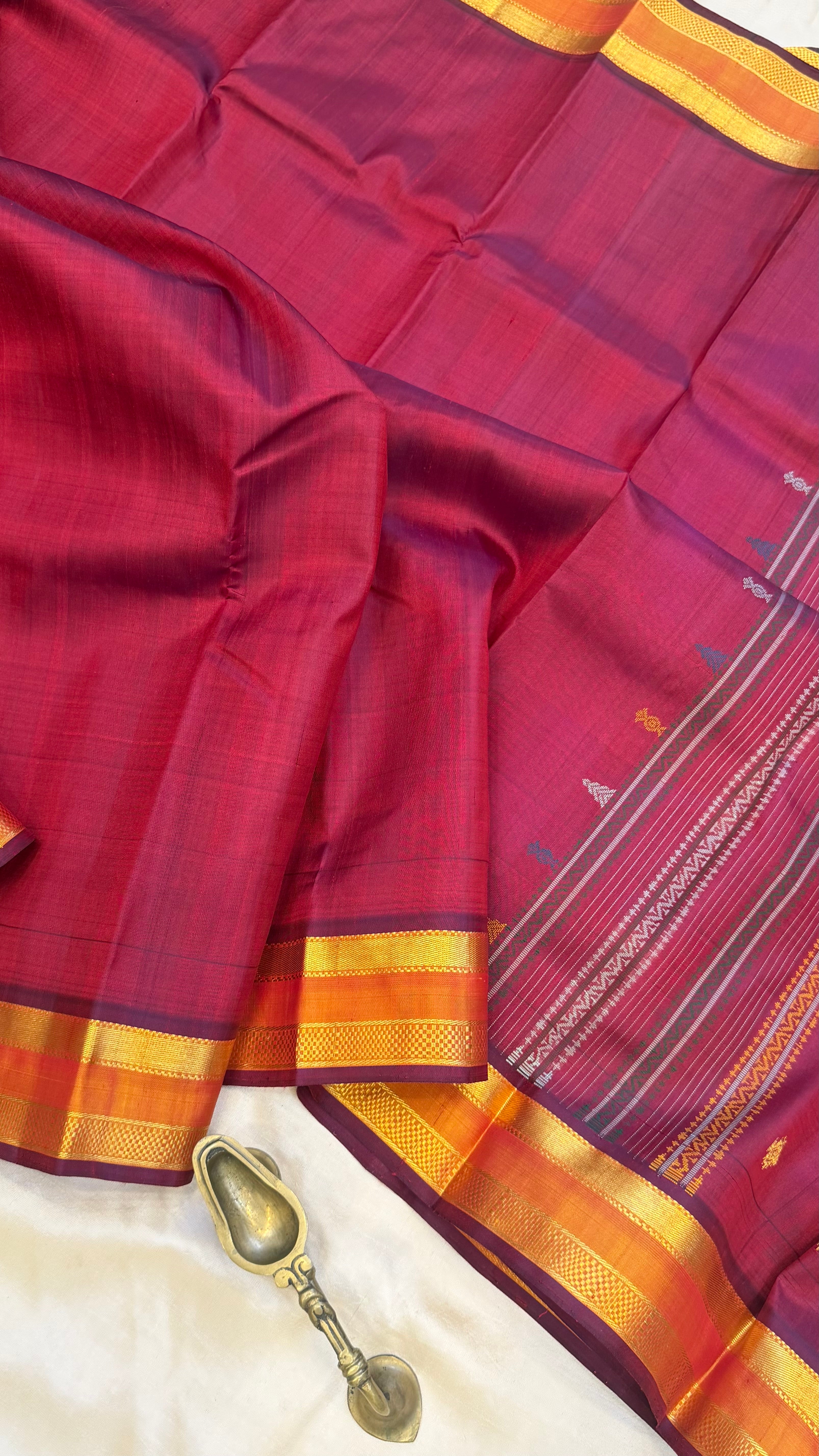 Araku thread work unique pallu / Arani silk
