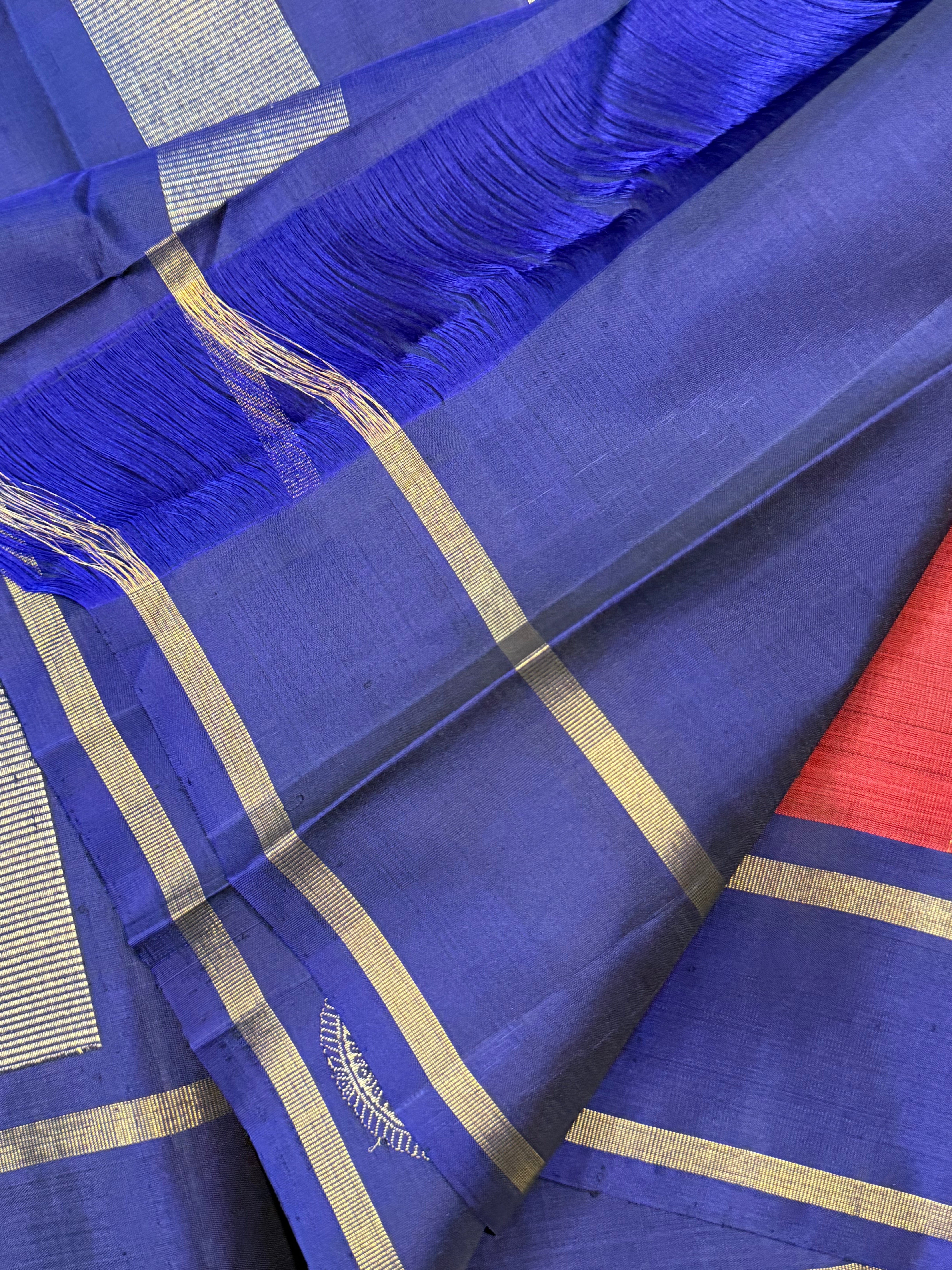 Rust and blue border butta/ Kanjipuram silk