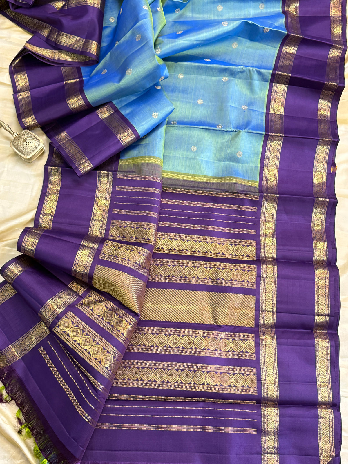 Mayilkazhuthu with Retta pet Korvai / kanjipuram silk sarees CLSA 10131