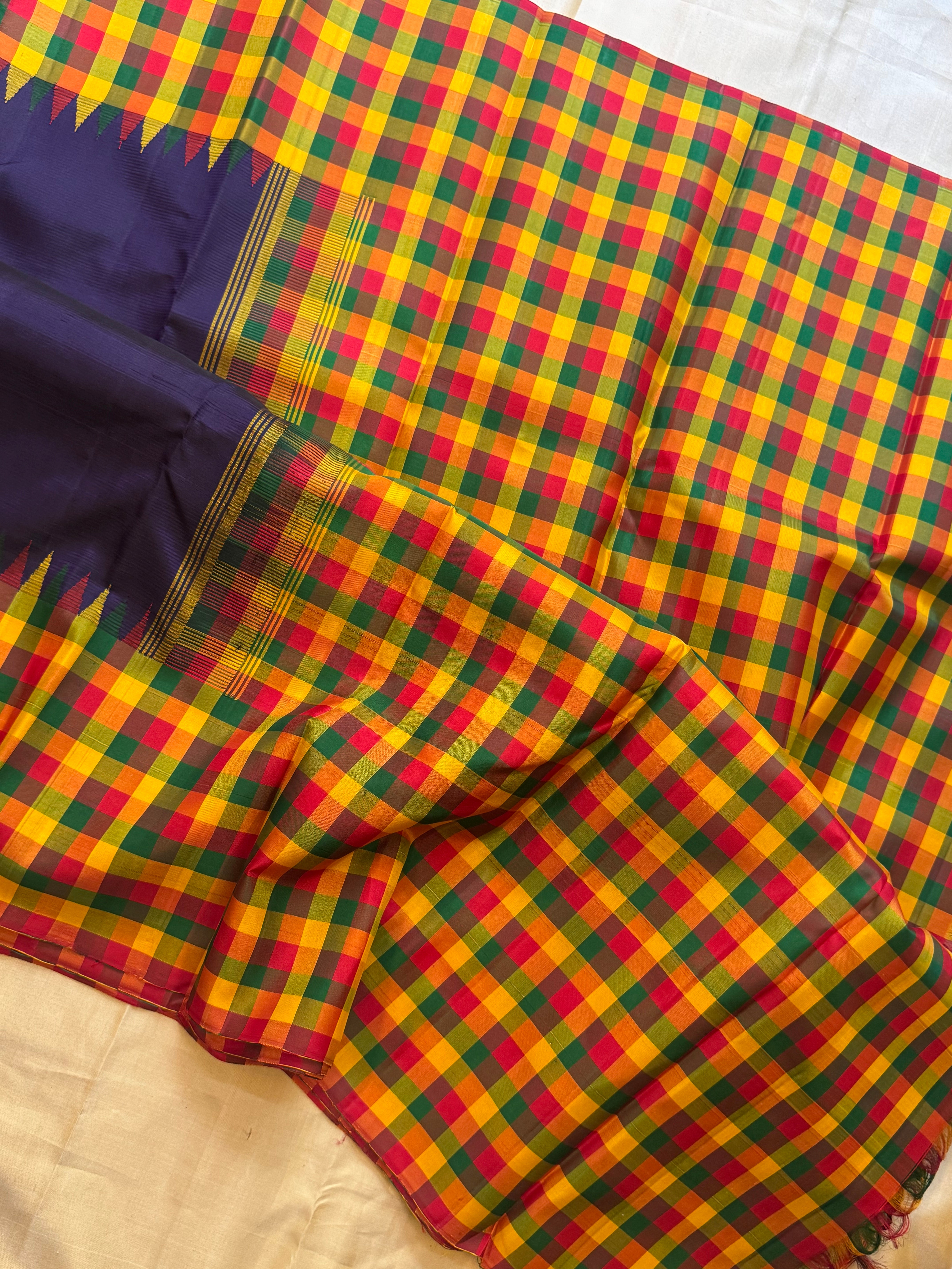 Paalum pazhamum kattam korvai / Arani silk