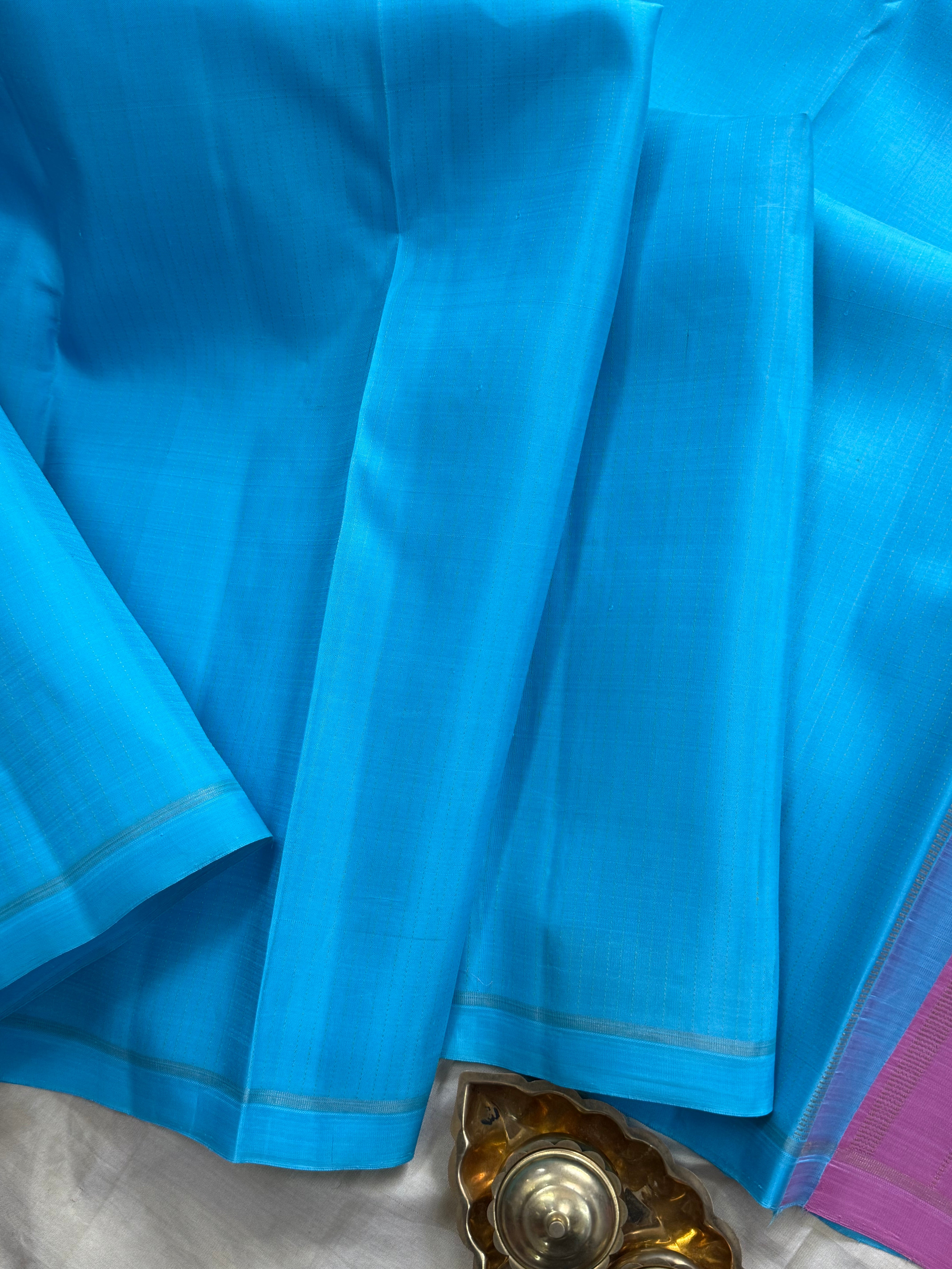 LITE ANANDHA BLUE AND BODY THREAD LINE BORDER LESS/KANJIPURAM SILK SAREE CLSA 9963