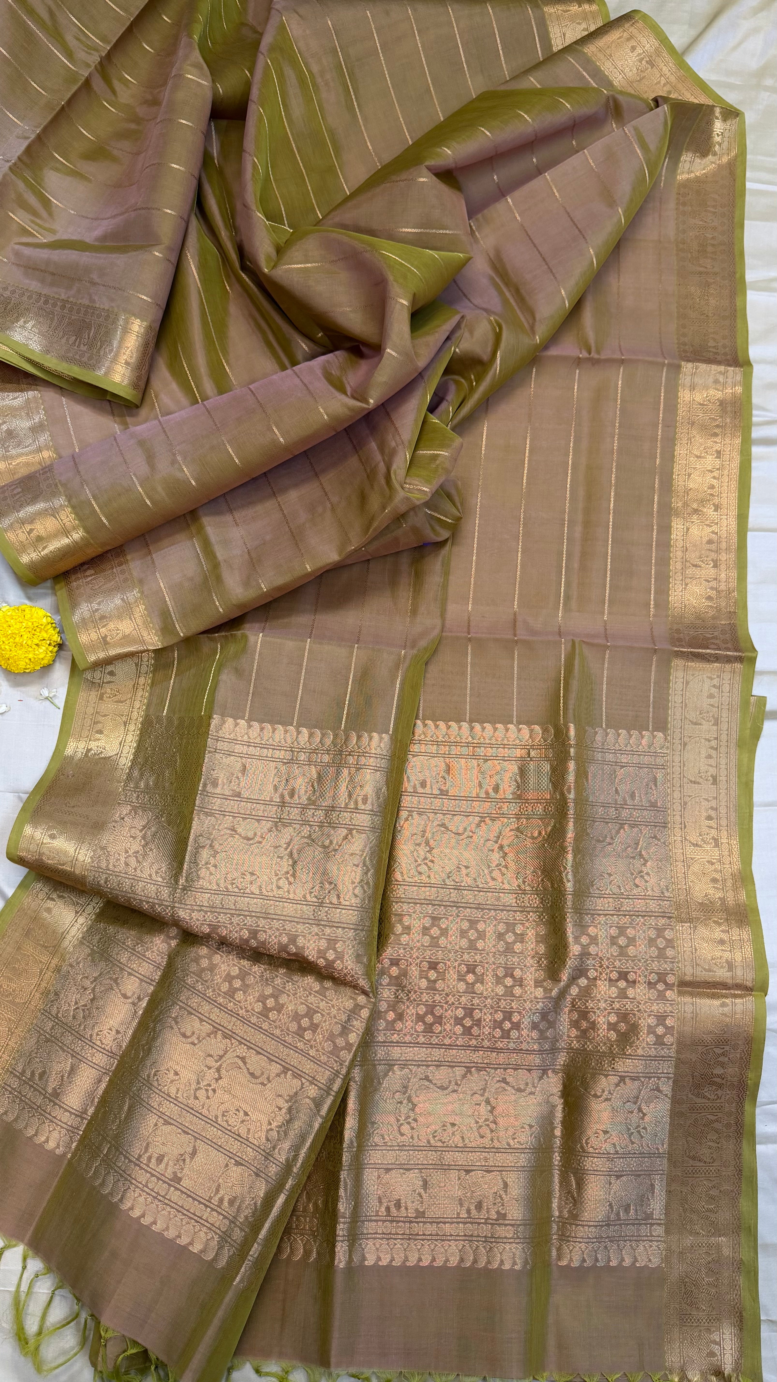 Beige shot green veldhari - Silk cotton