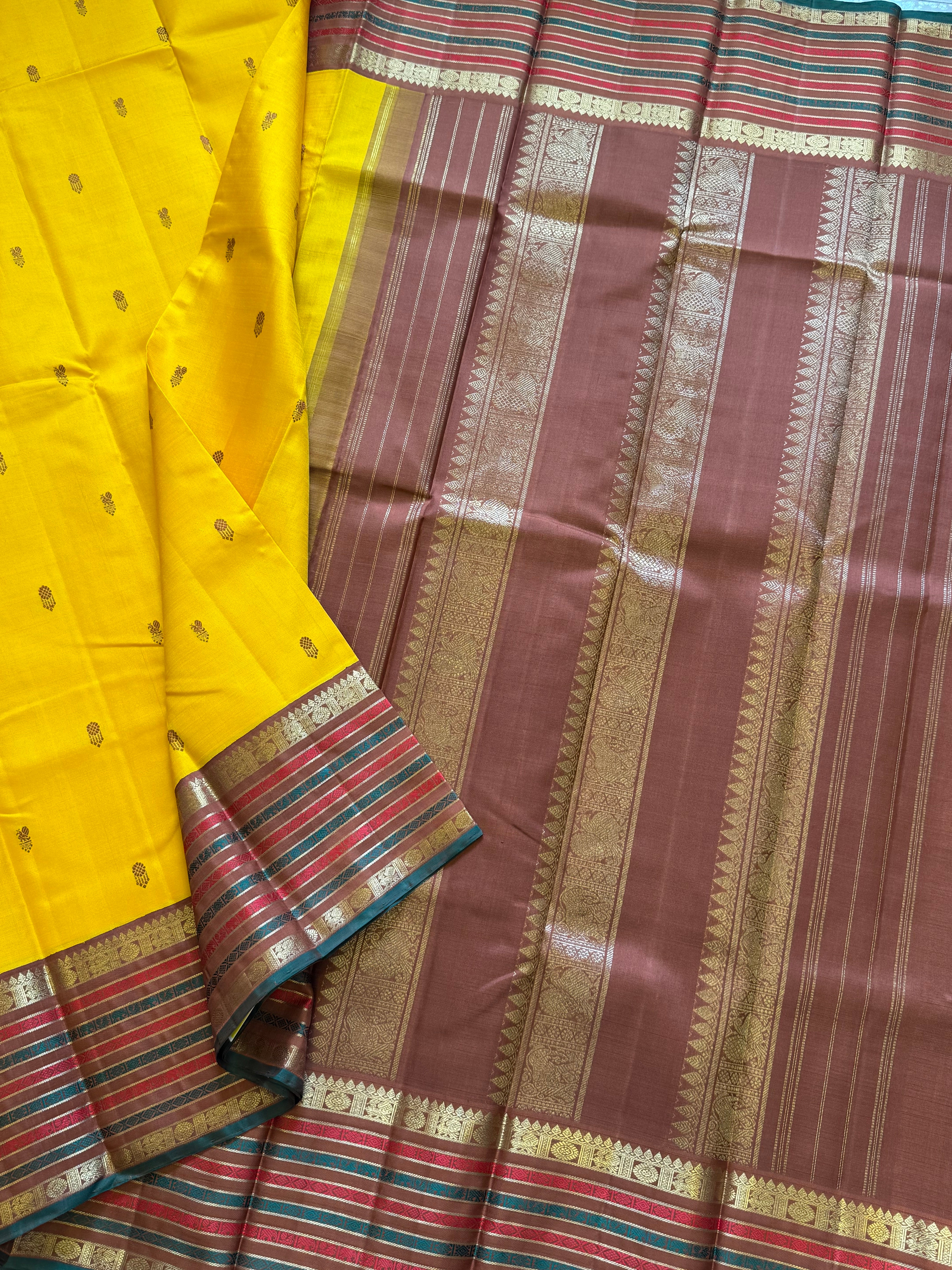 Yellow varisapet Kai Korvai - clearance sale / kanjipuram silk