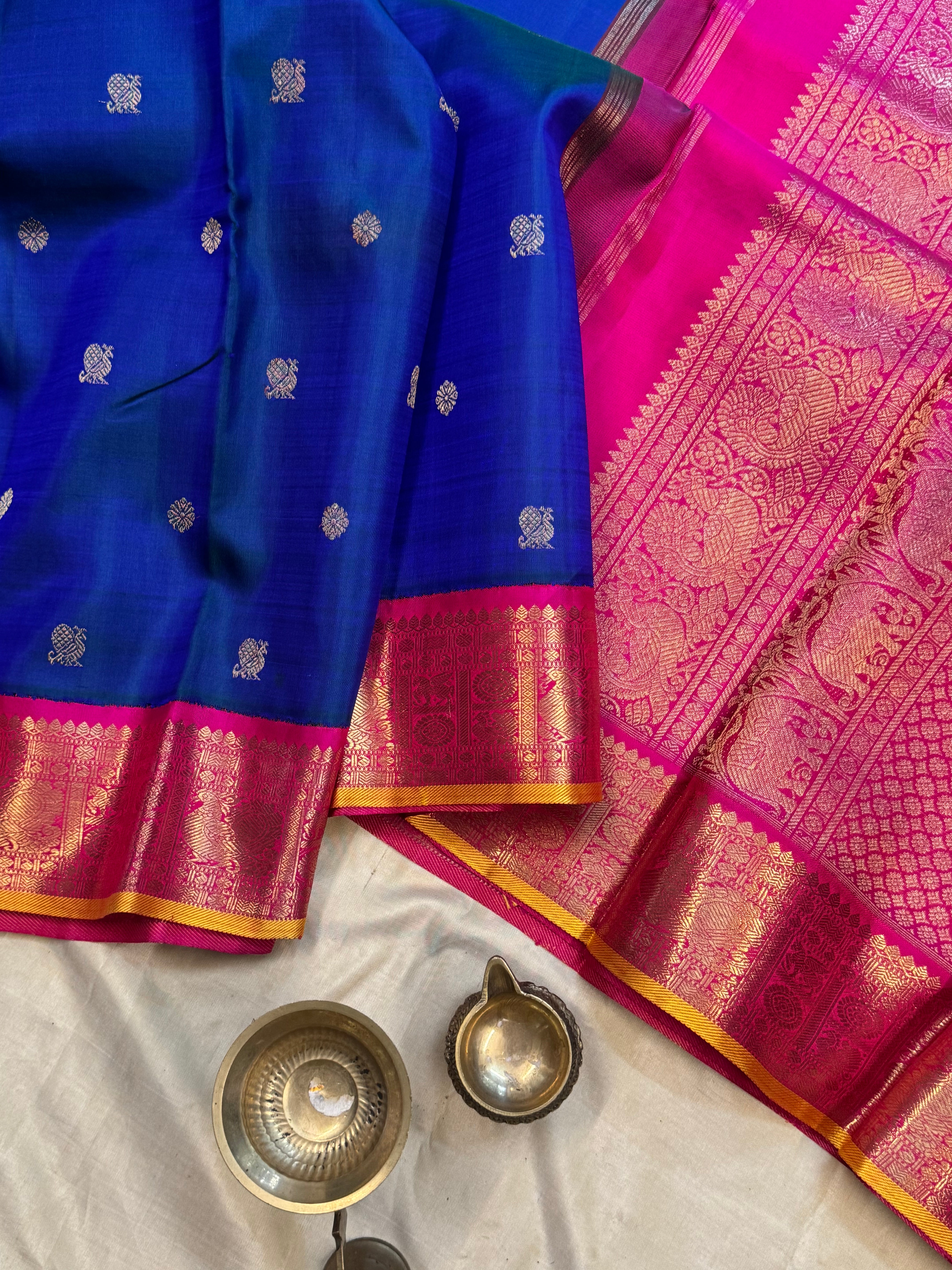 AALAYAM : Mayilkazhuthu kanjipuram silk