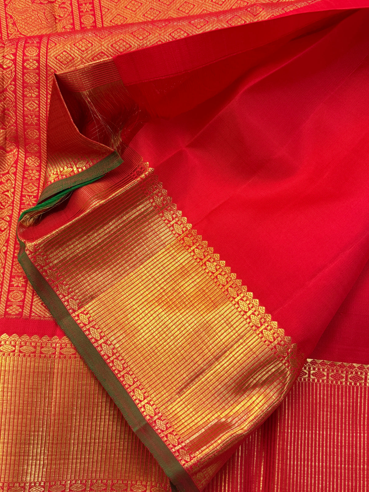 Navarathri - Day 4 Red Colour pure Zari Lehariya getti border /Kanjipuram silk sree Clsa5408