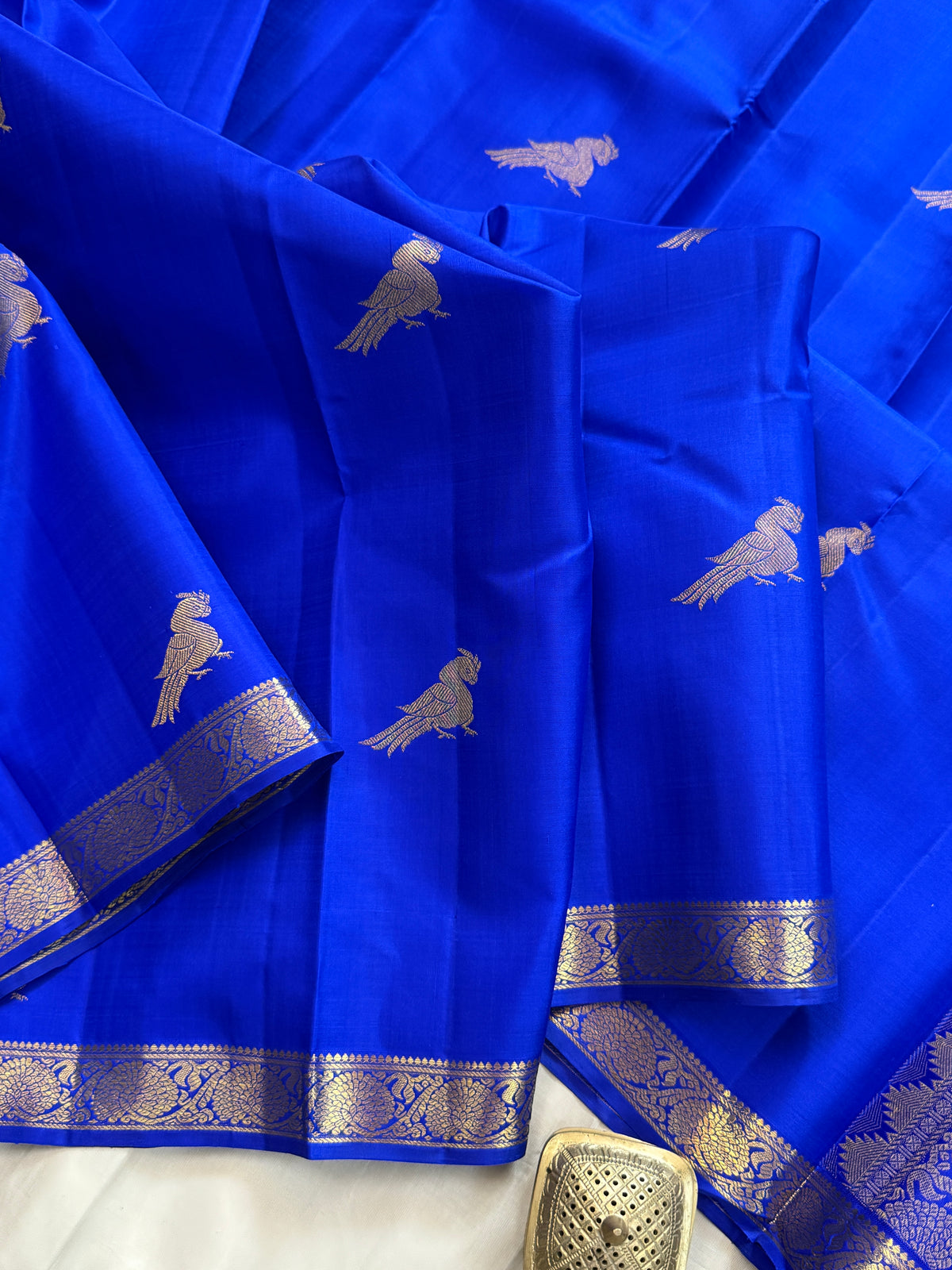 Blue - Day 3 Navarthri colour pure Zari Kanjipuram silk / kili Butta clsa 11626