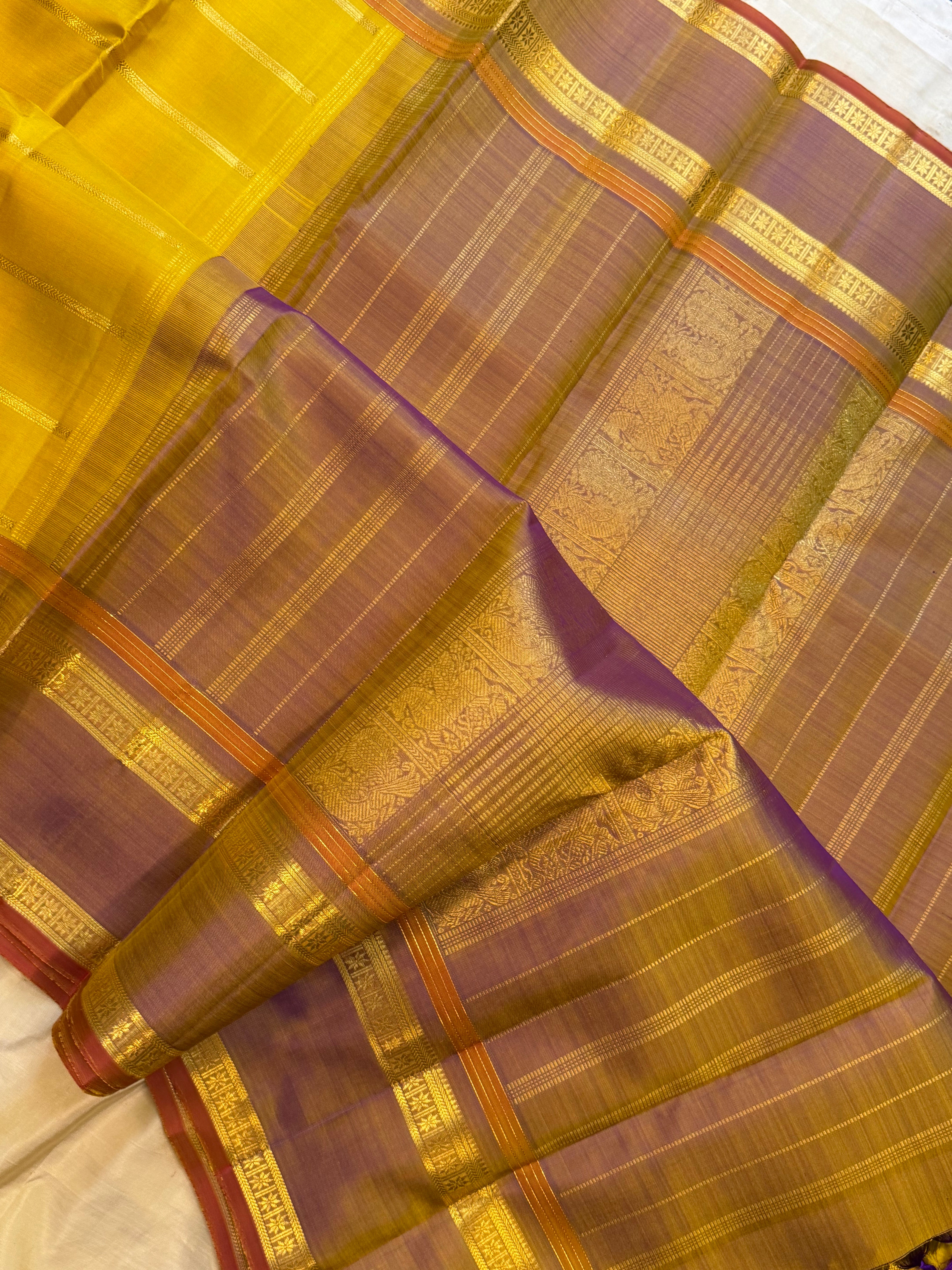 Sampanga veldhari / Kanjipuram silk