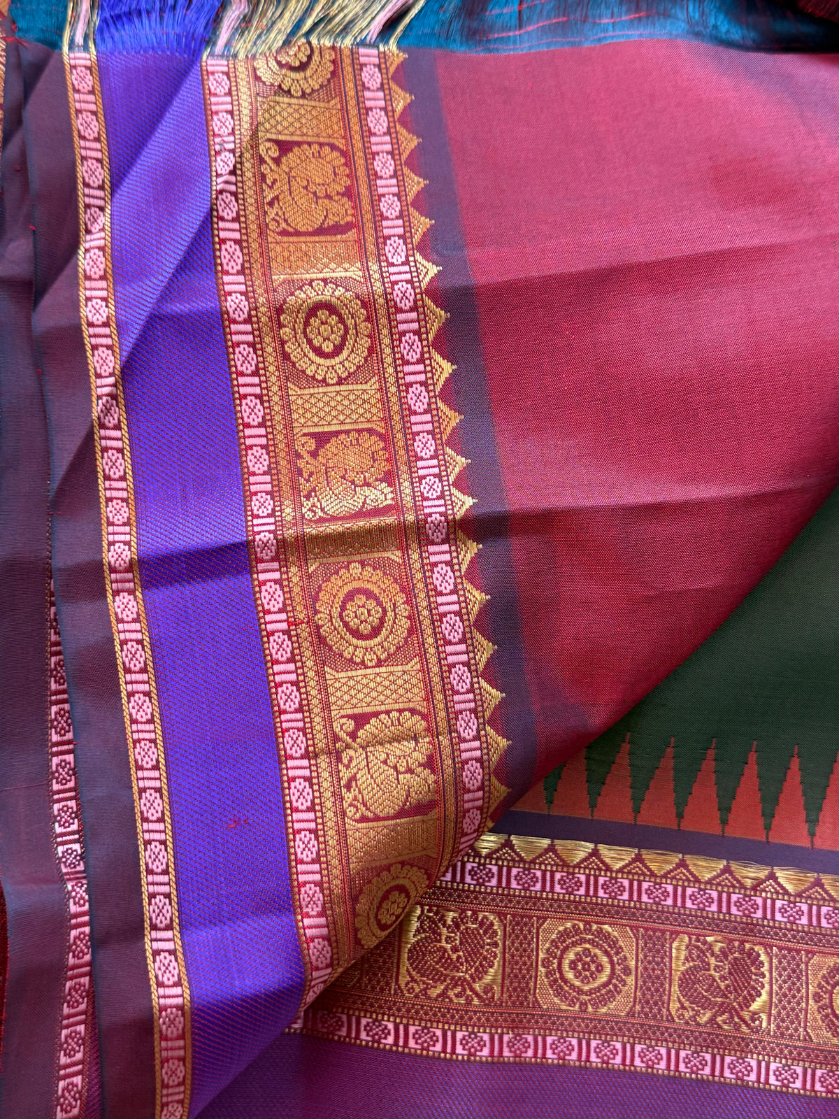 Dark green and Araku unique Iruthalaipakshi butta pallu / Special edition kanjipuram silk