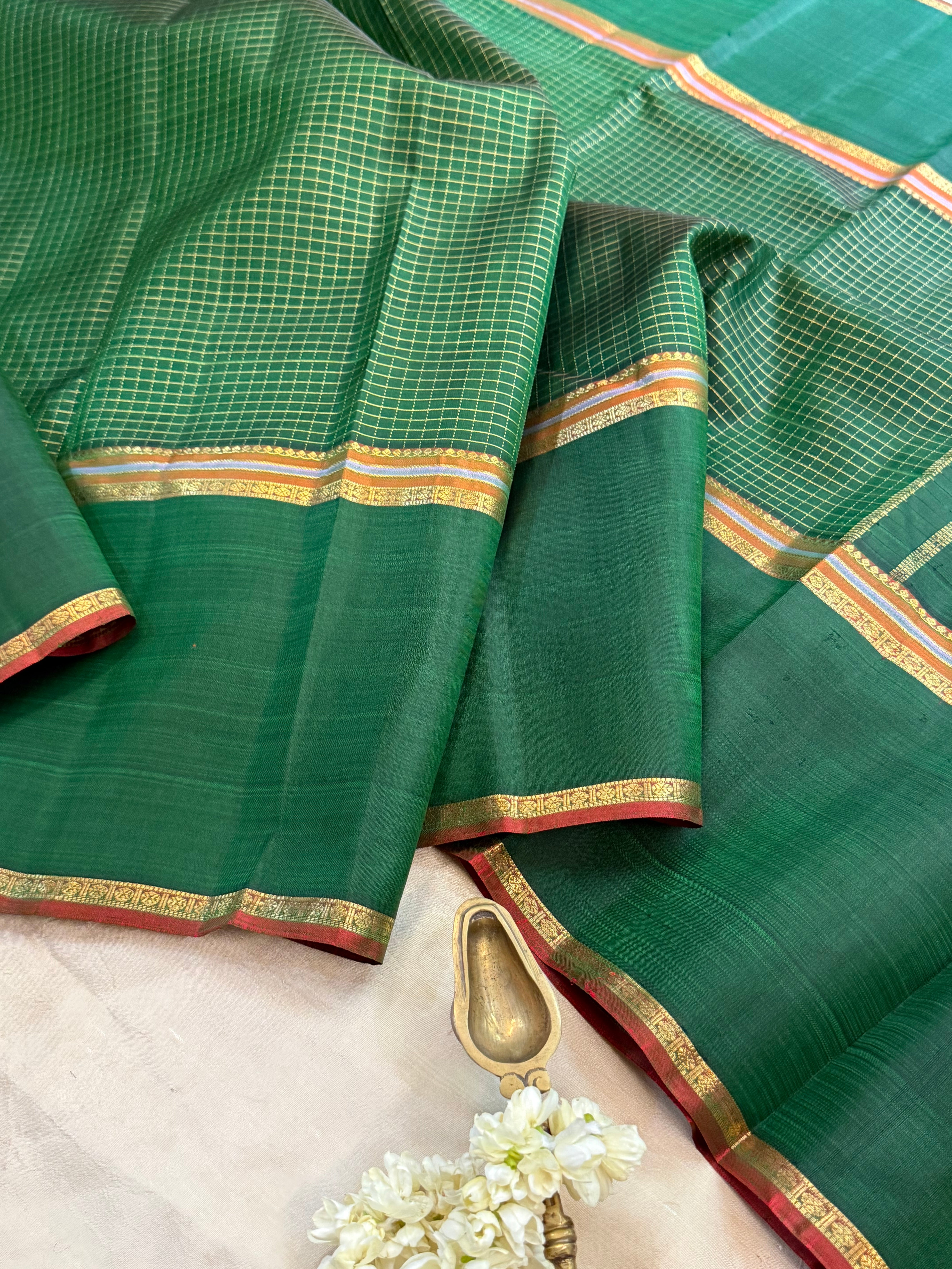 Vintage long border Zari Kattam / Kanjipuram silk
