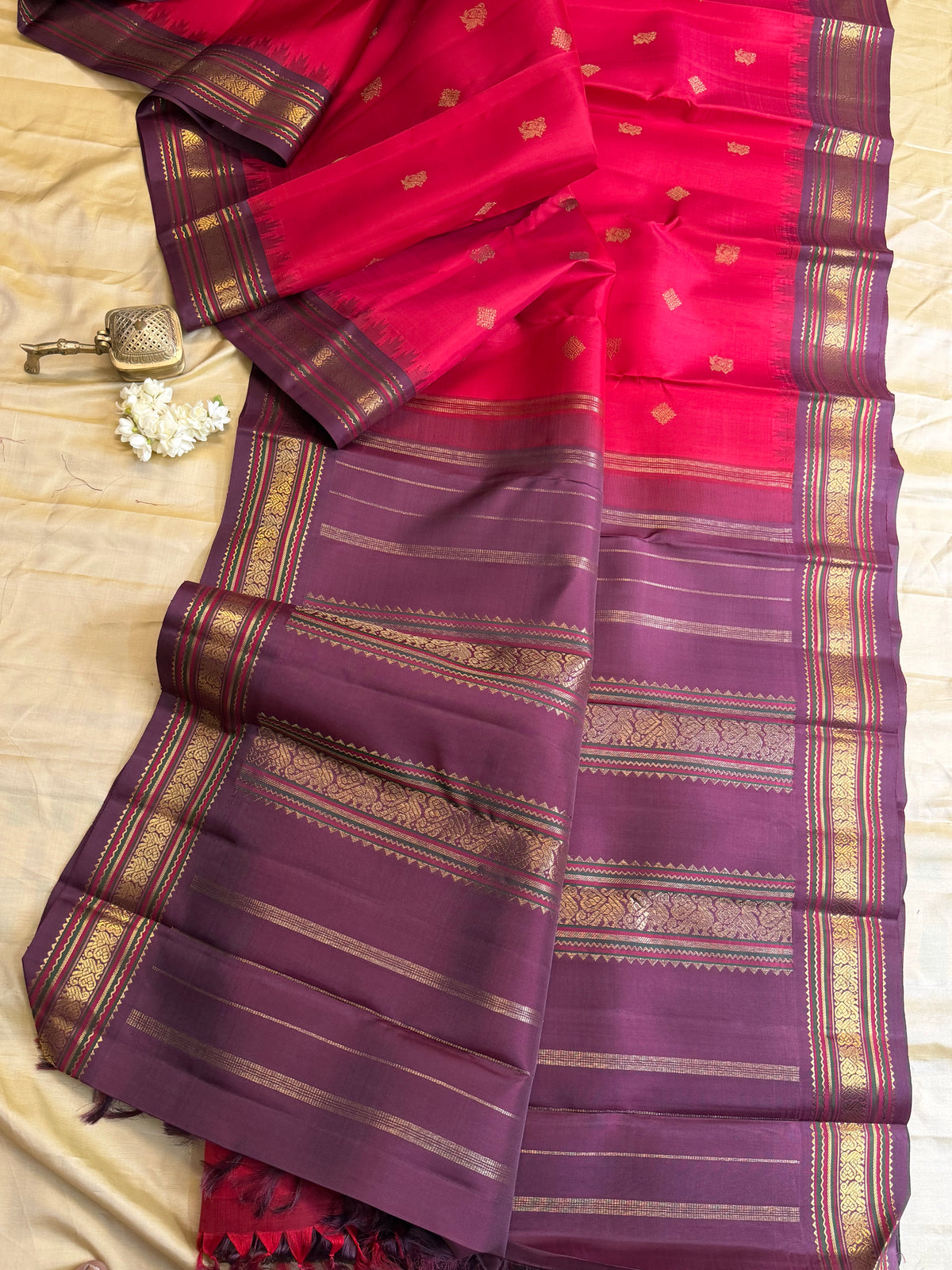 Red small border Korvai / Kanjipuram silk saree