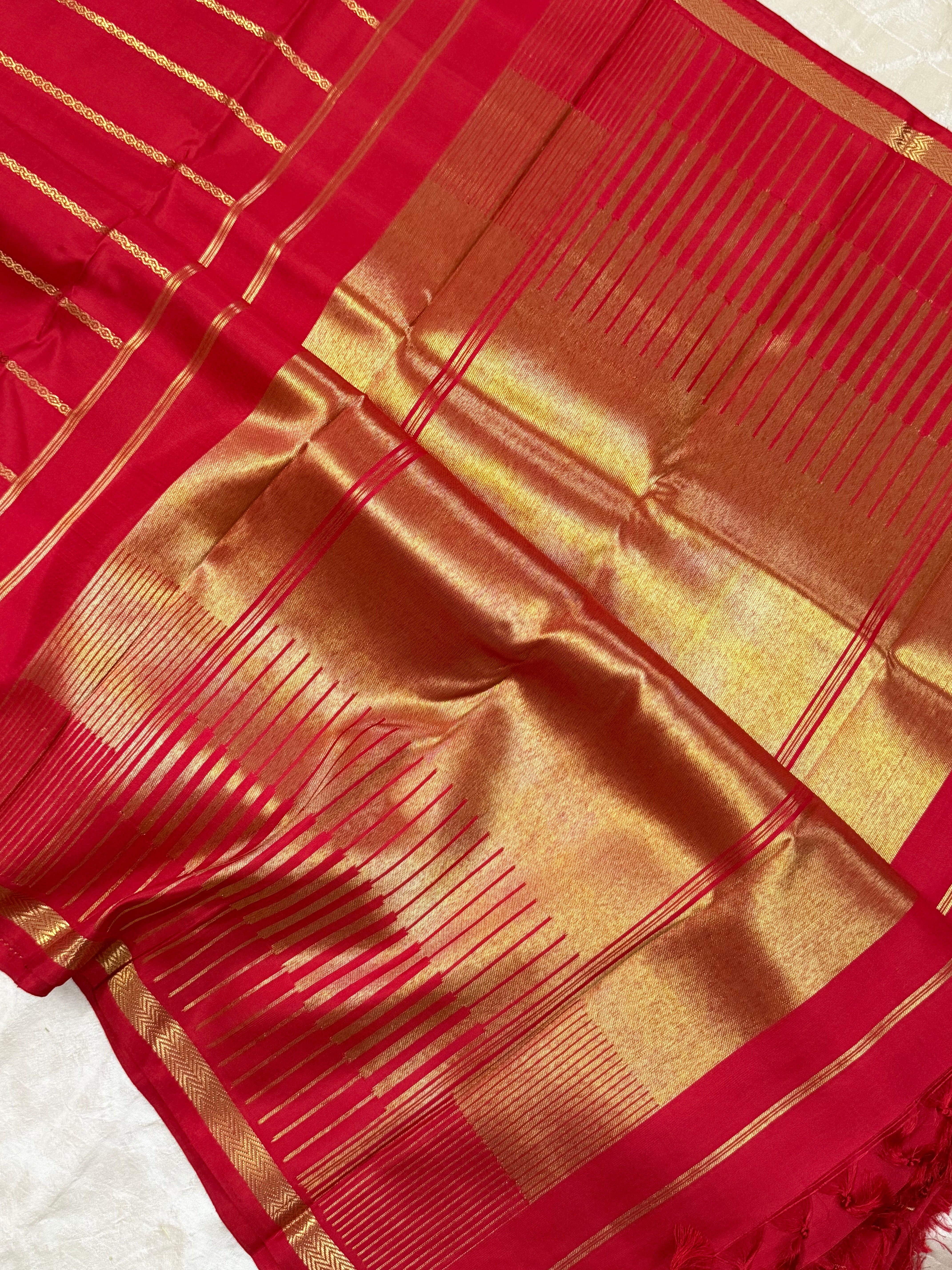 Red vintage veldhari and 8 kol / Kanjipuram silk