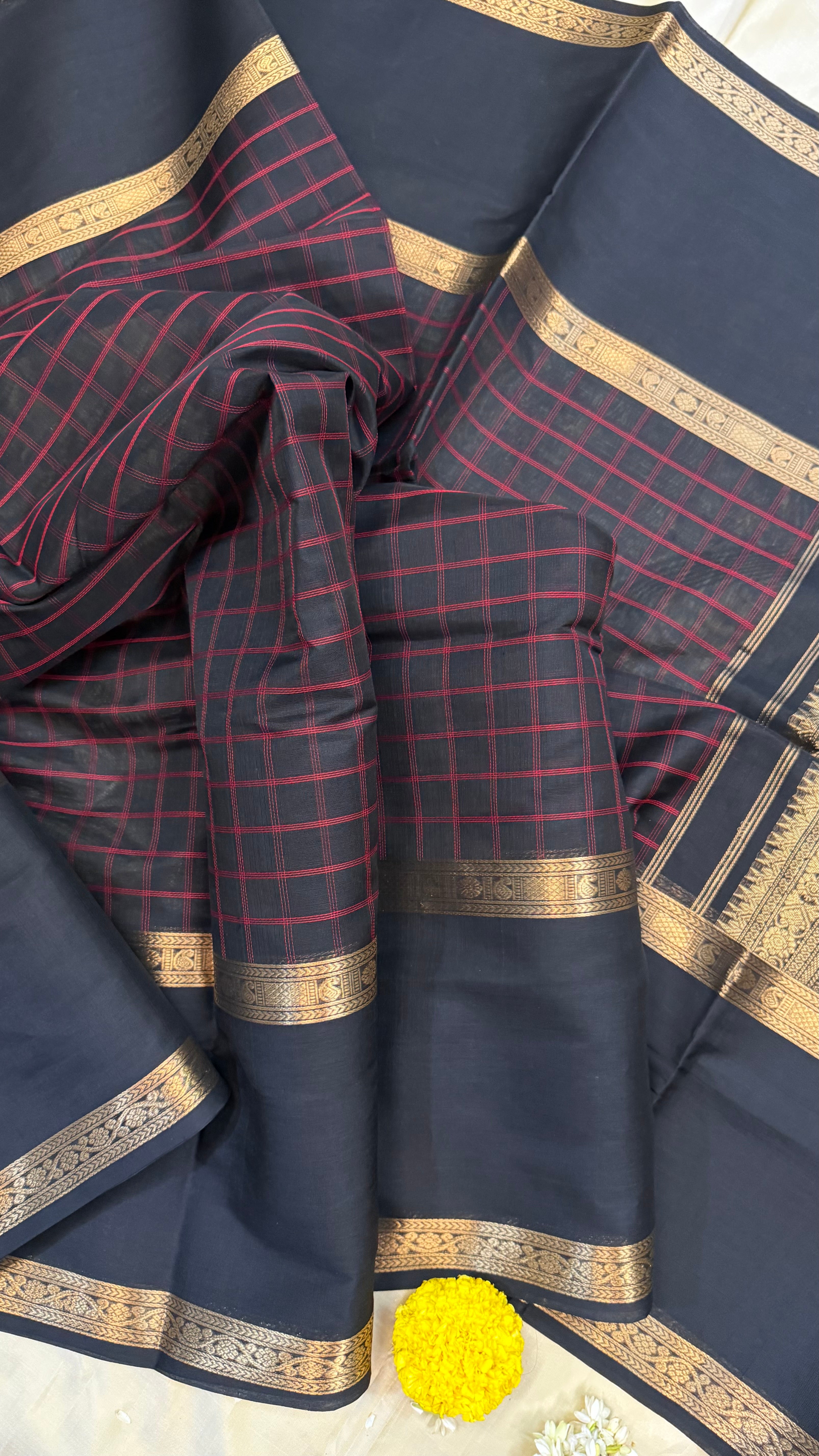Black checks long border/ Silk Cotton