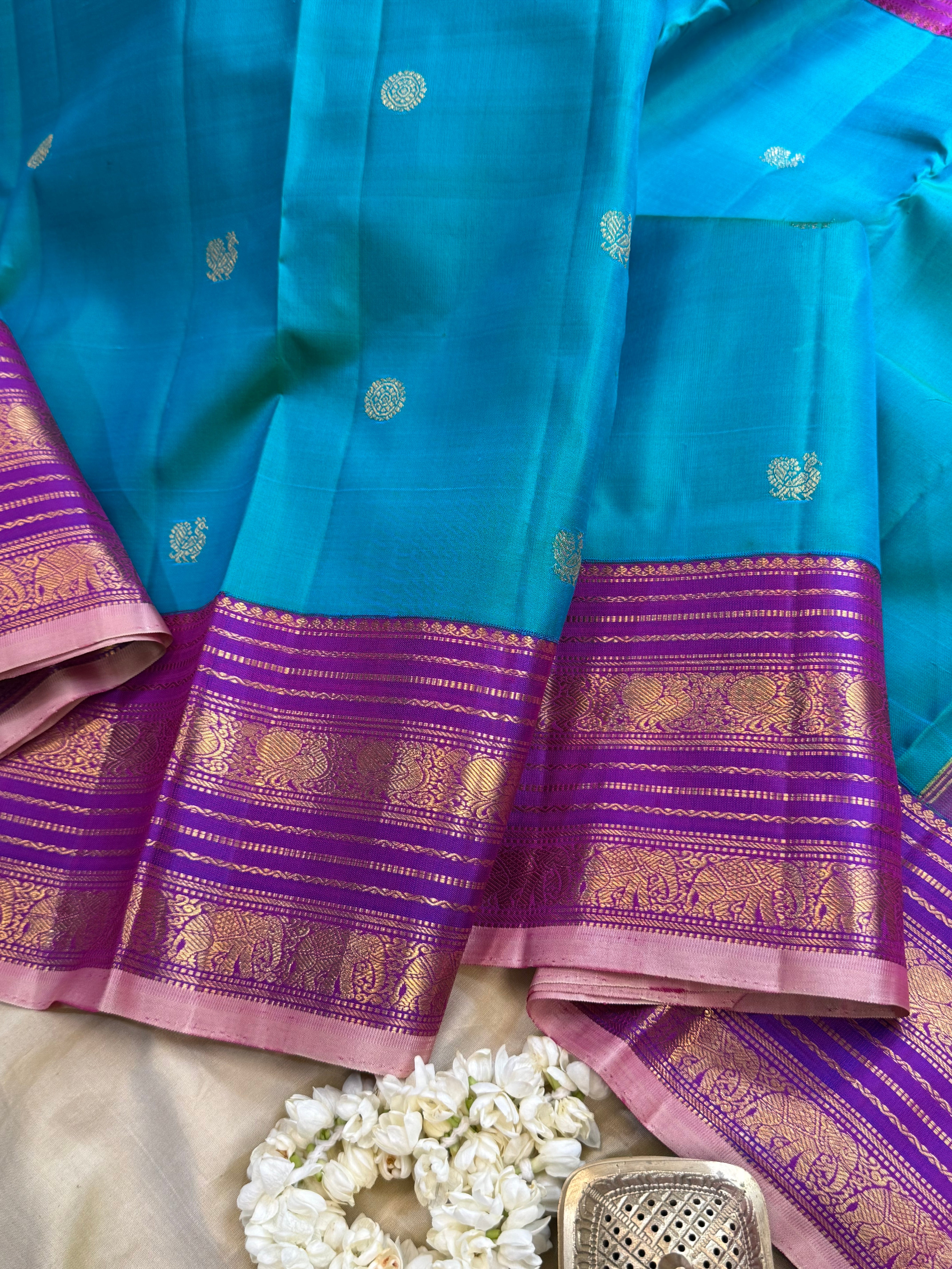 Blue shot green and purple varisapet border/ Arani silk CL10111