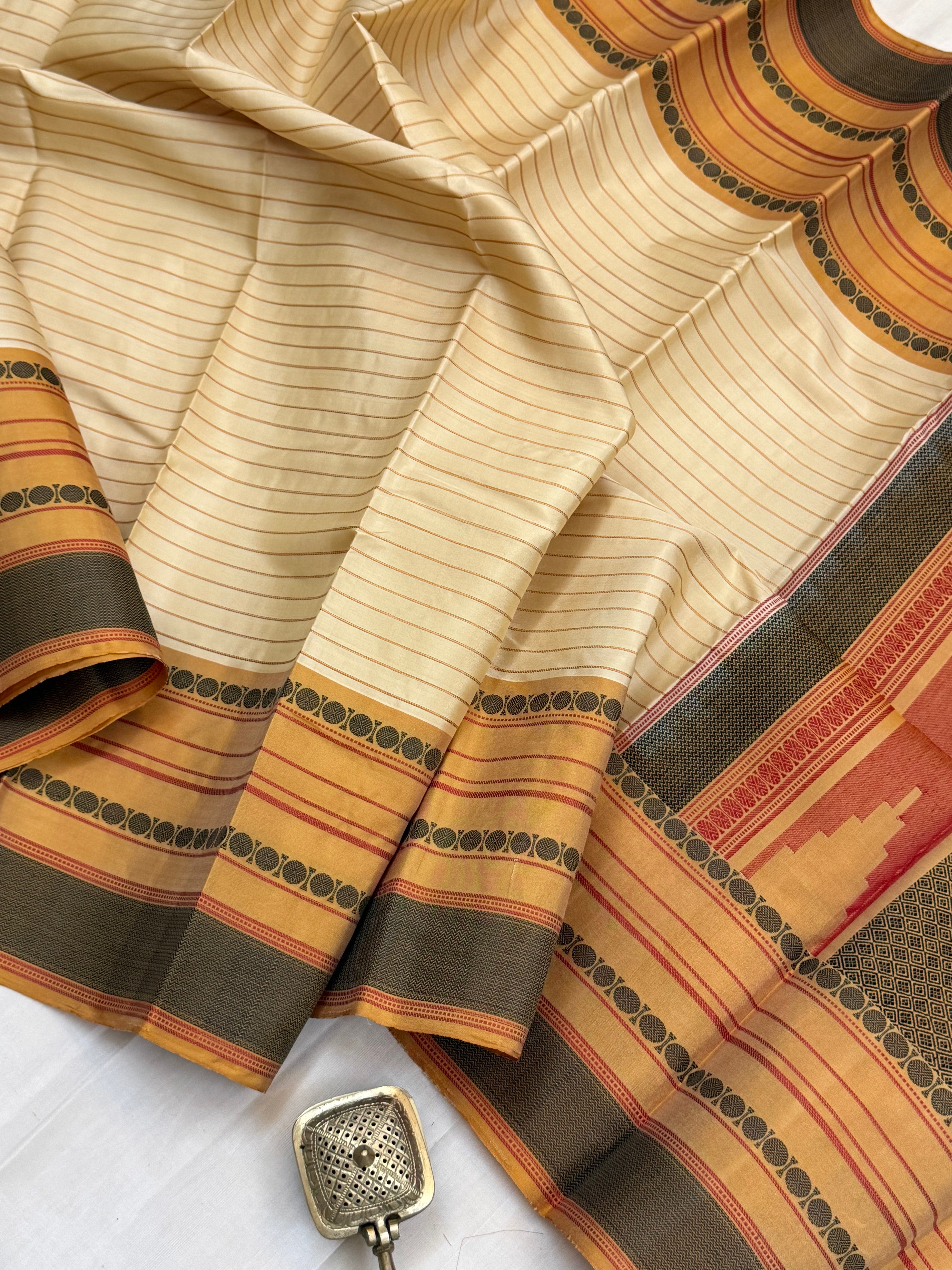 Offwhite stripes varisapet border/ Varnangal Thread work CLSA11274