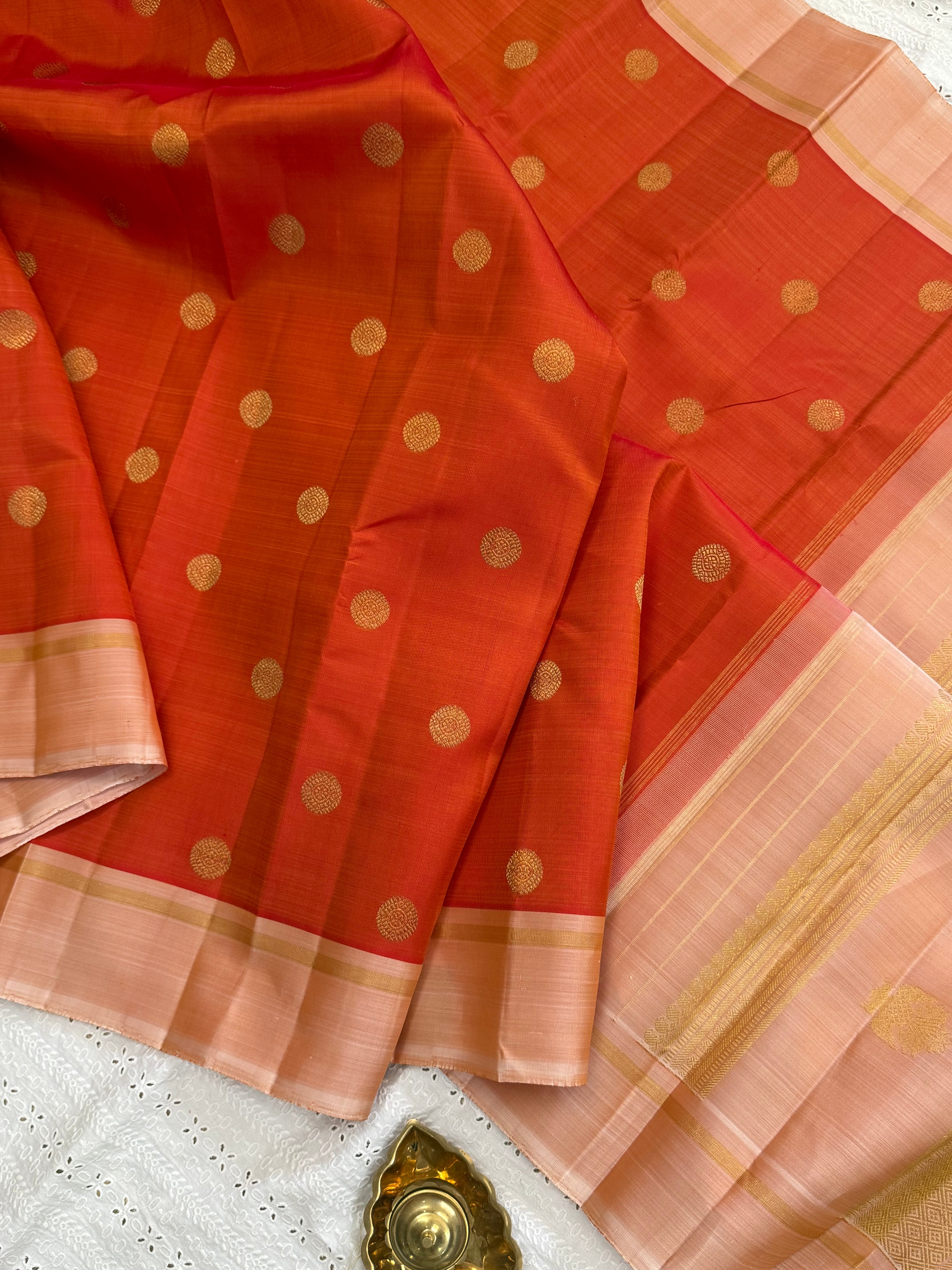 Rust round butta / Kanjipuram Silk CL10138