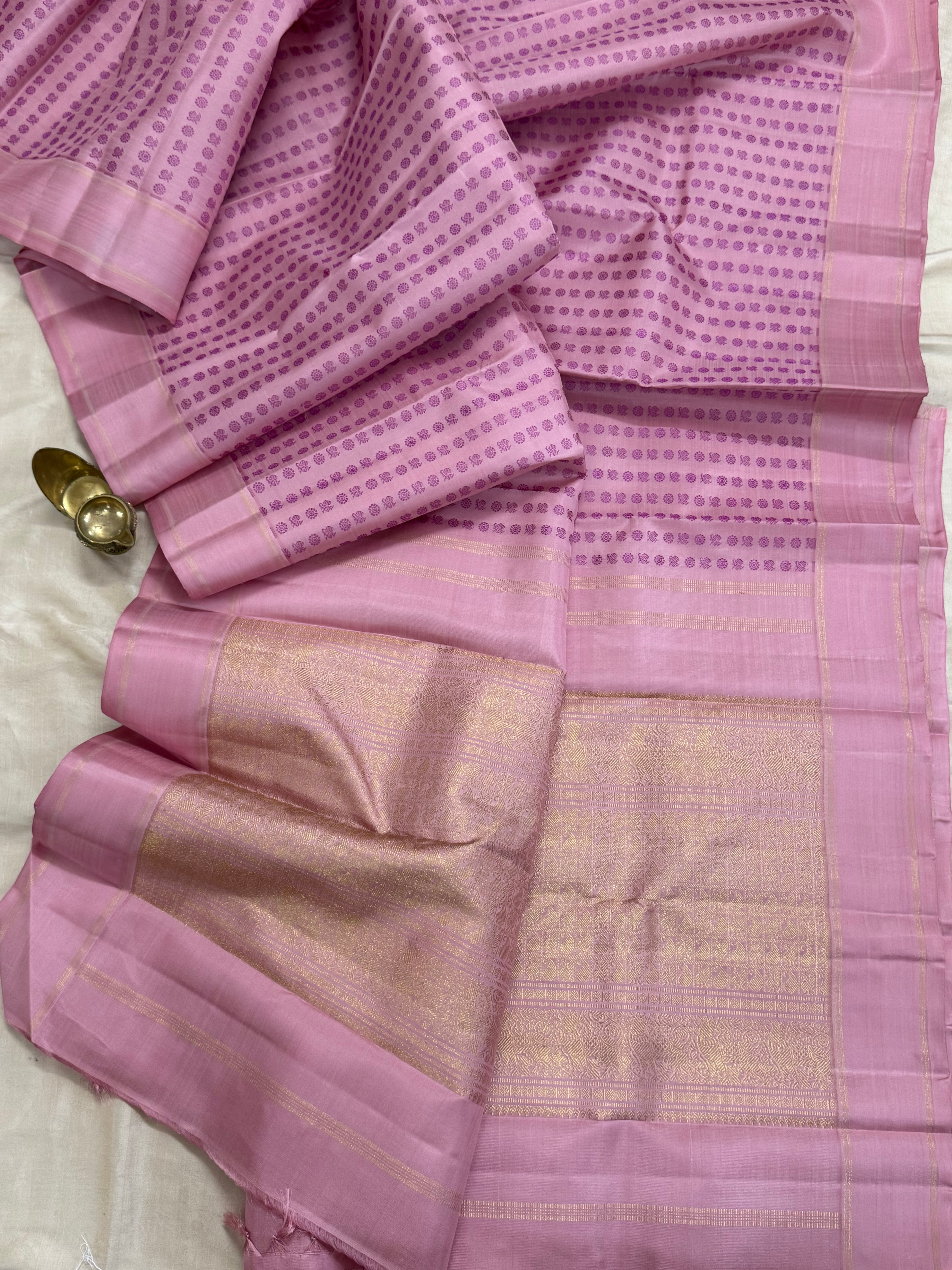 Pink thread butta / Kanjipuram silk