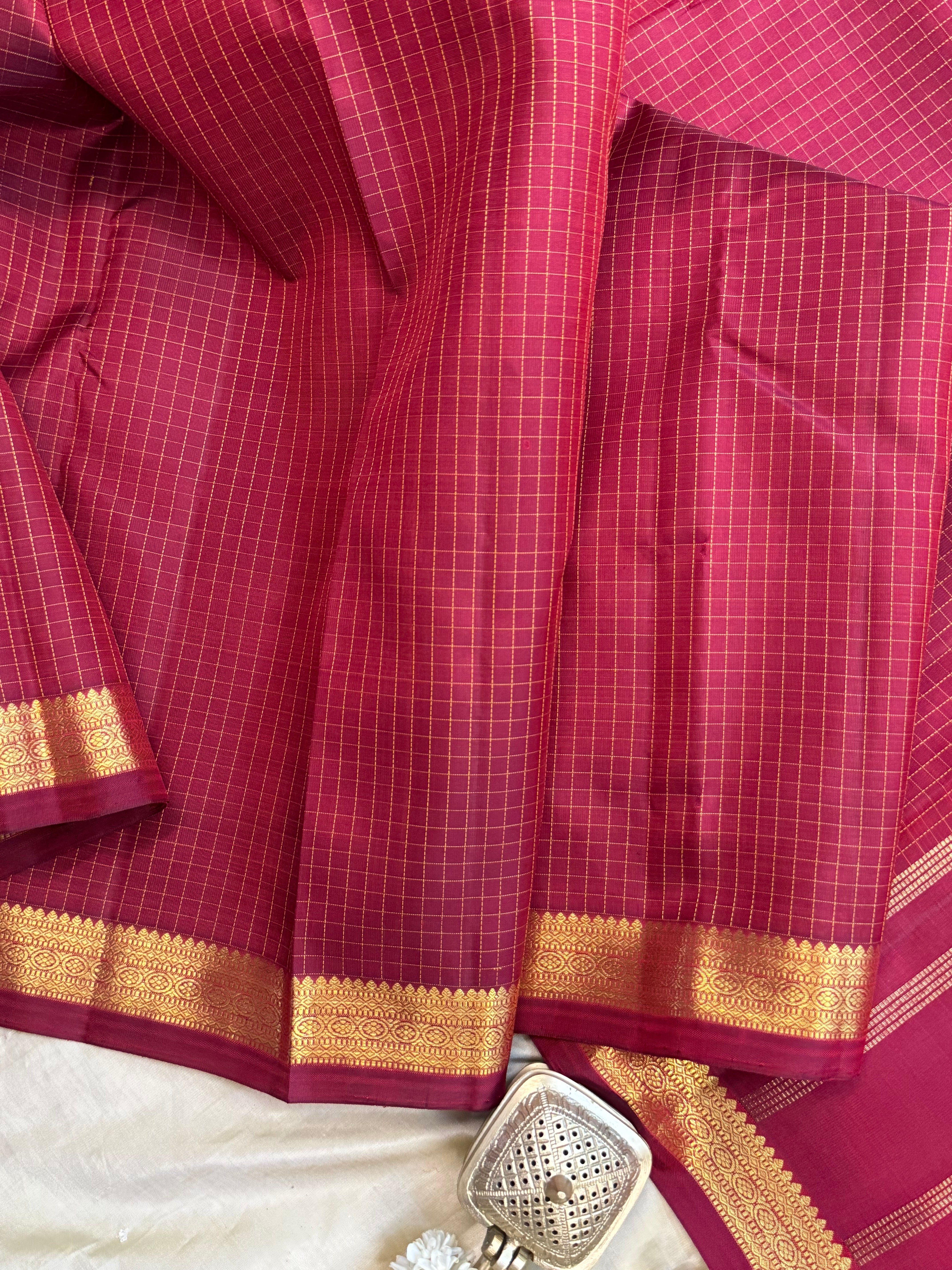 Araku kattam / Kanjipuram silk