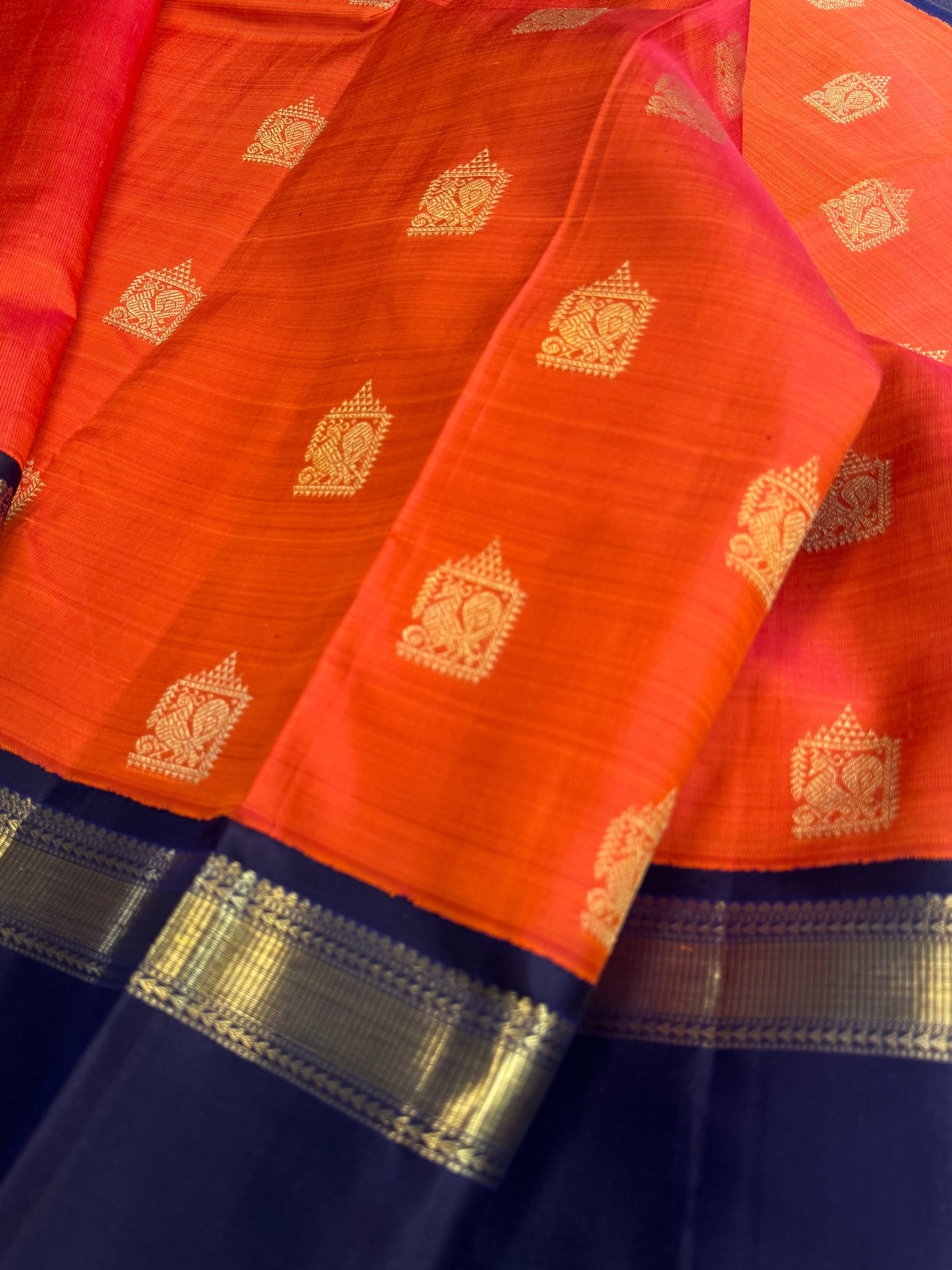 AALAYAM : Orange retta pet korvai kanjipuram silk