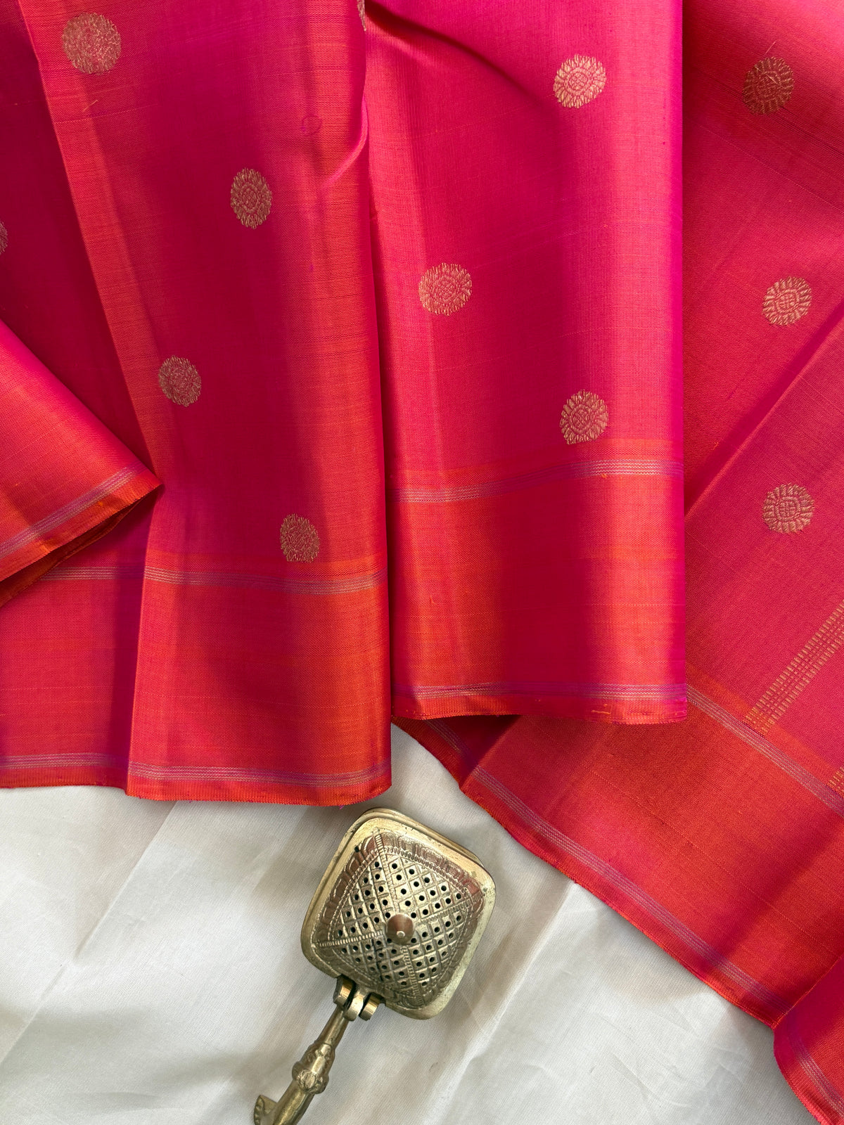Kanagambaram kamalam butta/ Kanjipuram silk saree clsa 10935